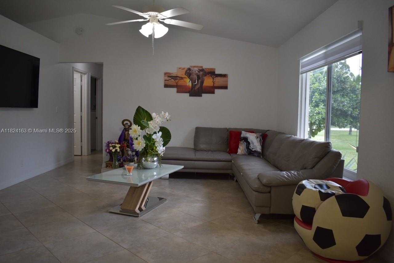 Small Image of 16525 87TH LN N, Loxahatchee Number 33