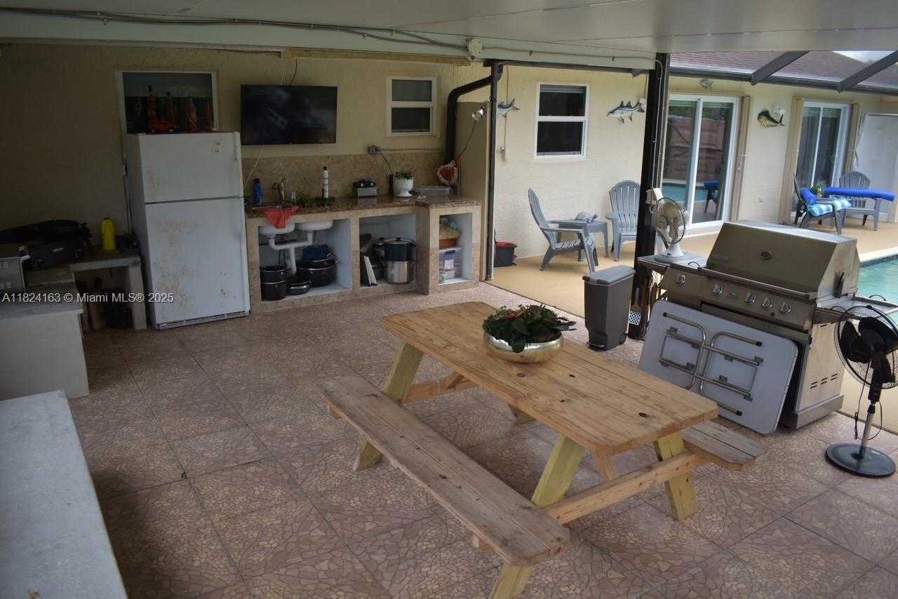 Small Image of 16525 87TH LN N, Loxahatchee Number 45