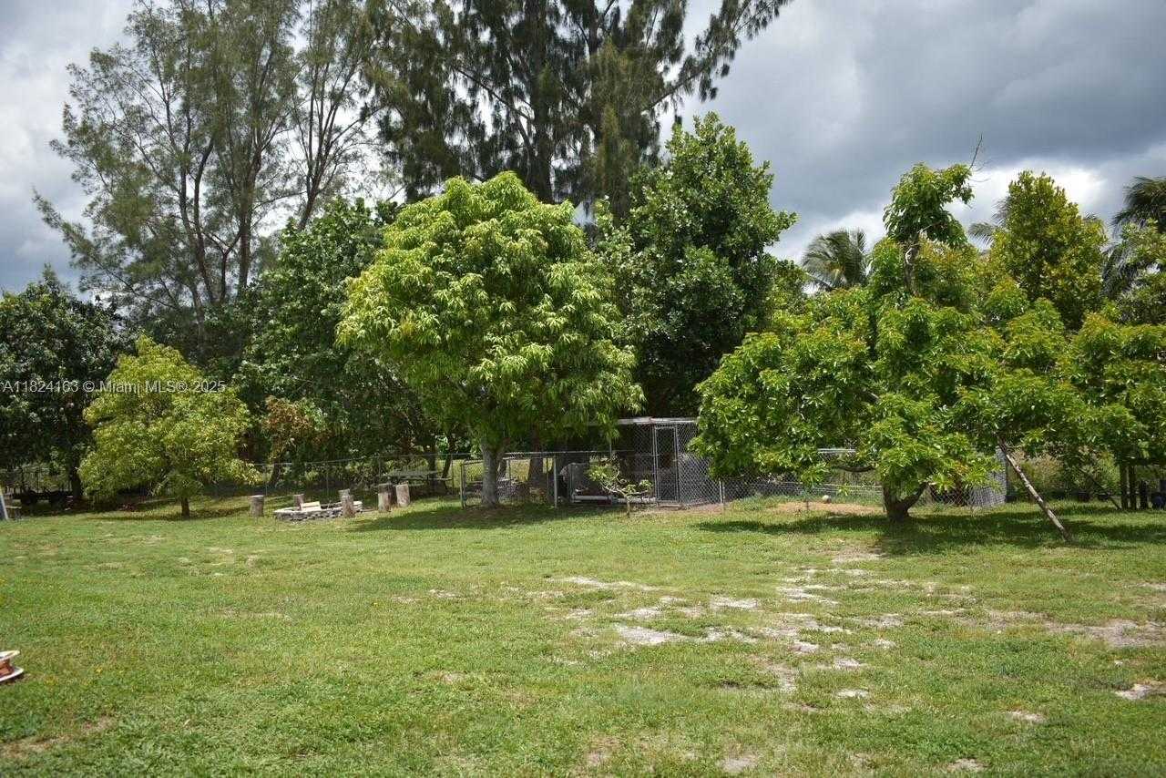Small Image of 16525 87TH LN N, Loxahatchee Number 51