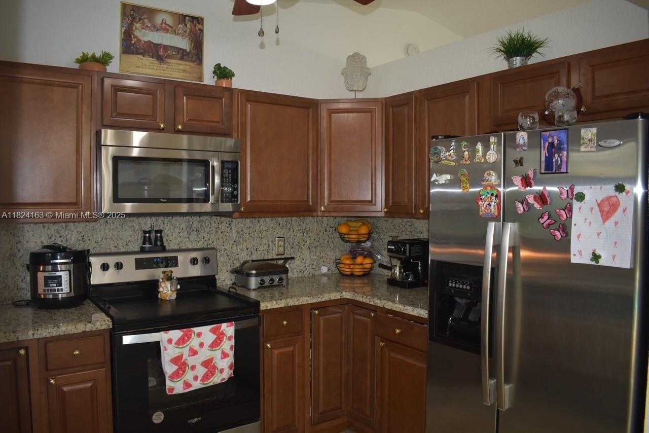 Small Image of 16525 87TH LN N, Loxahatchee Number 6