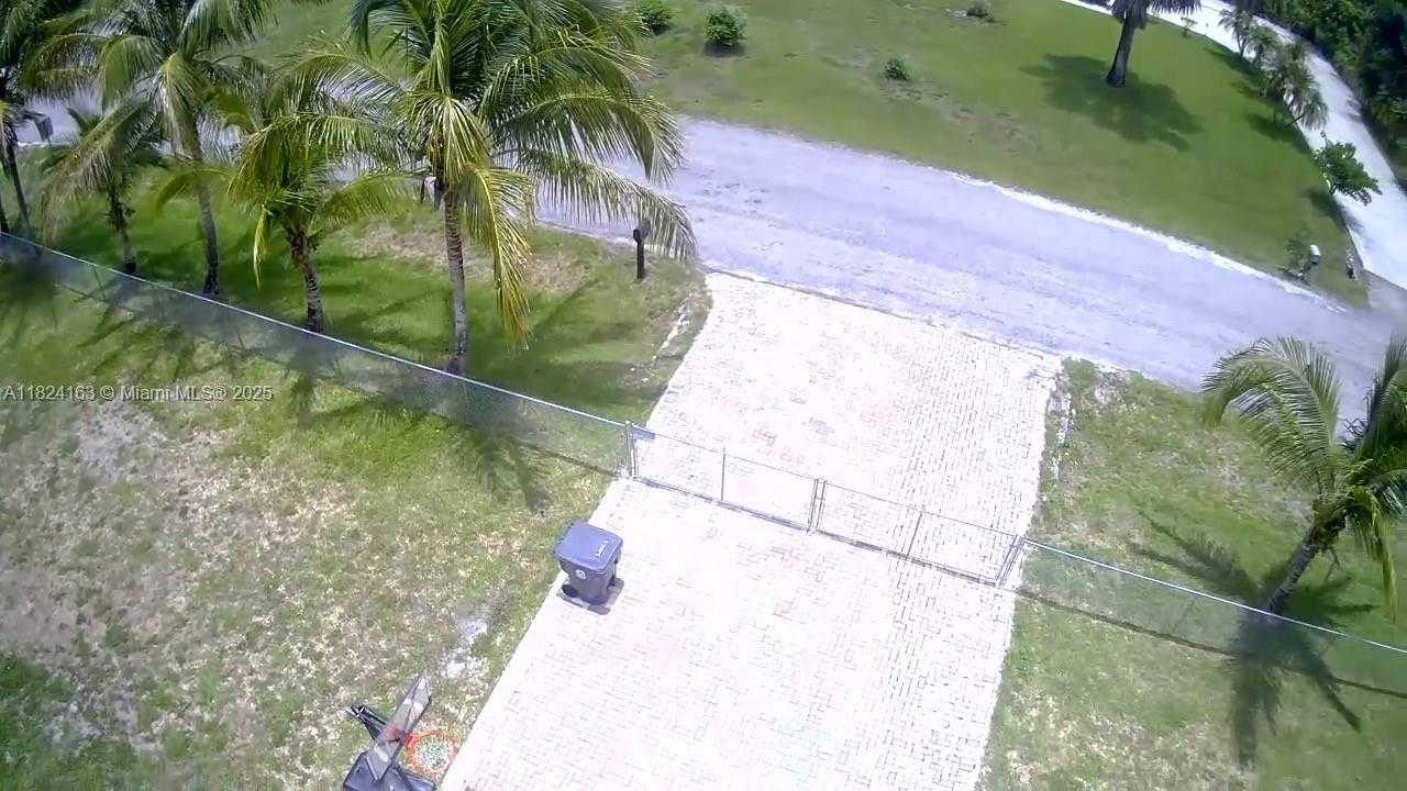 Small Image of 16525 87TH LN N, Loxahatchee Number 74