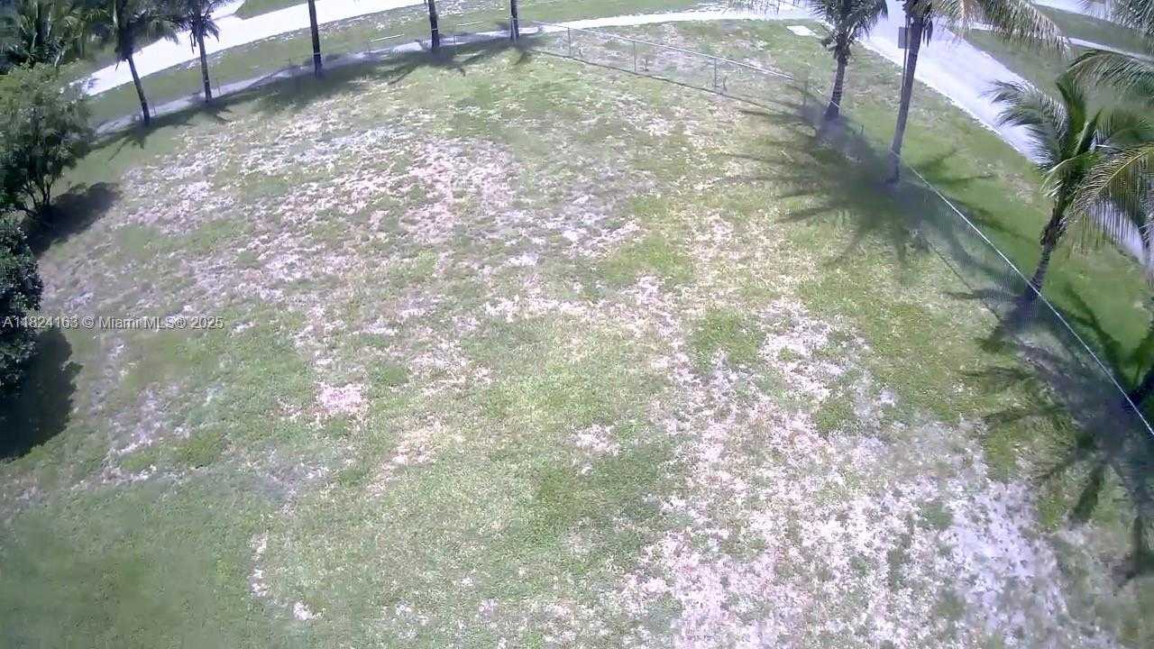 Small Image of 16525 87TH LN N, Loxahatchee Number 98
