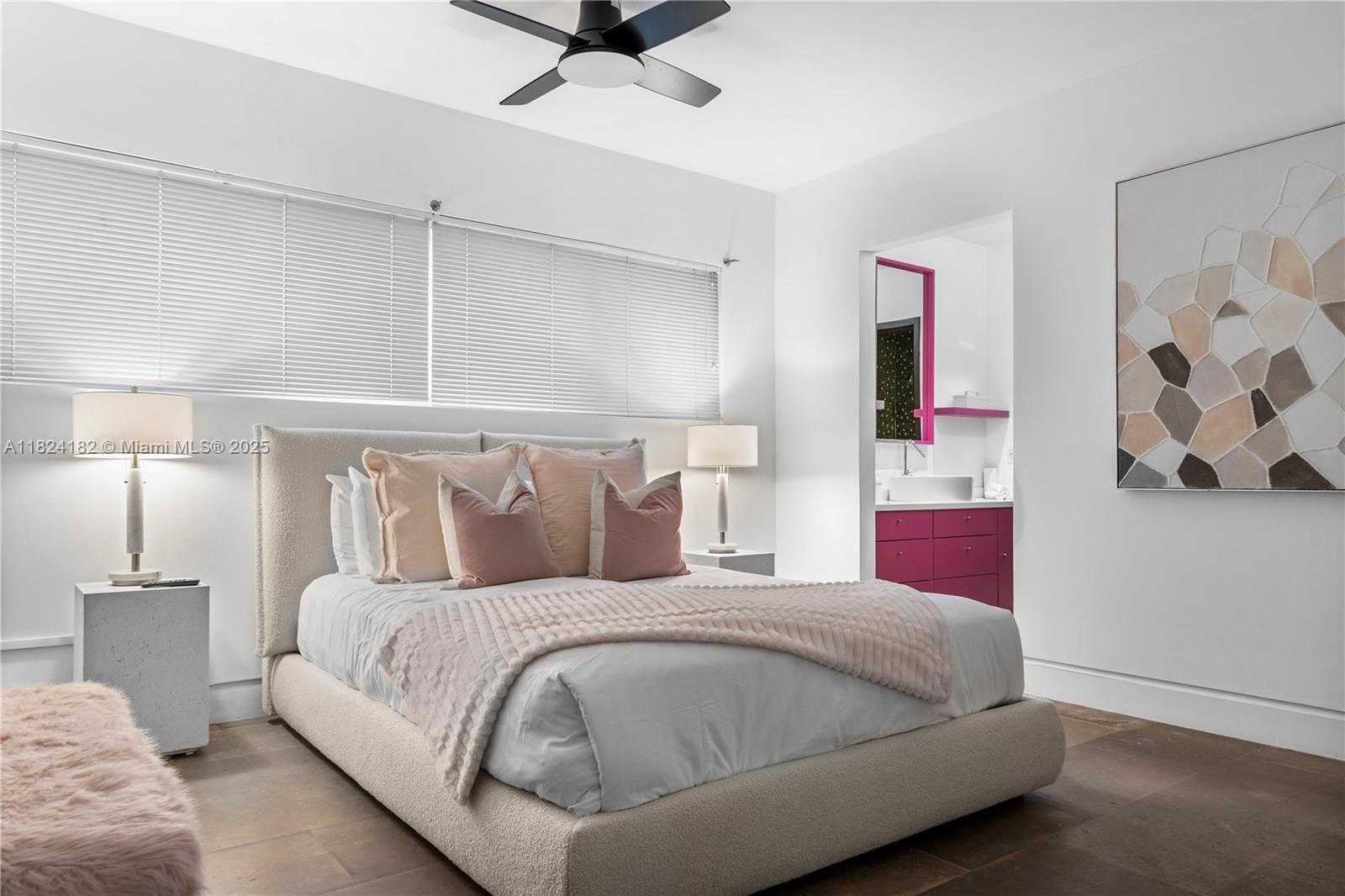 Small Image of 1606 SOUTH BAYSHORE DR, Miami Number 29