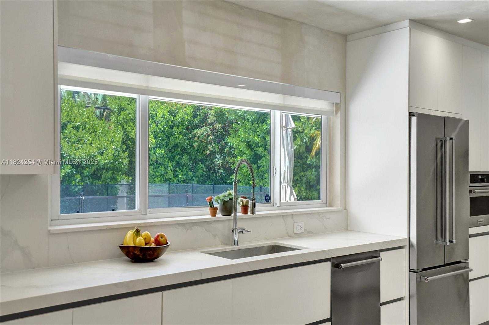 Small Image of 1330 HARRISON ST, Hollywood Number 10