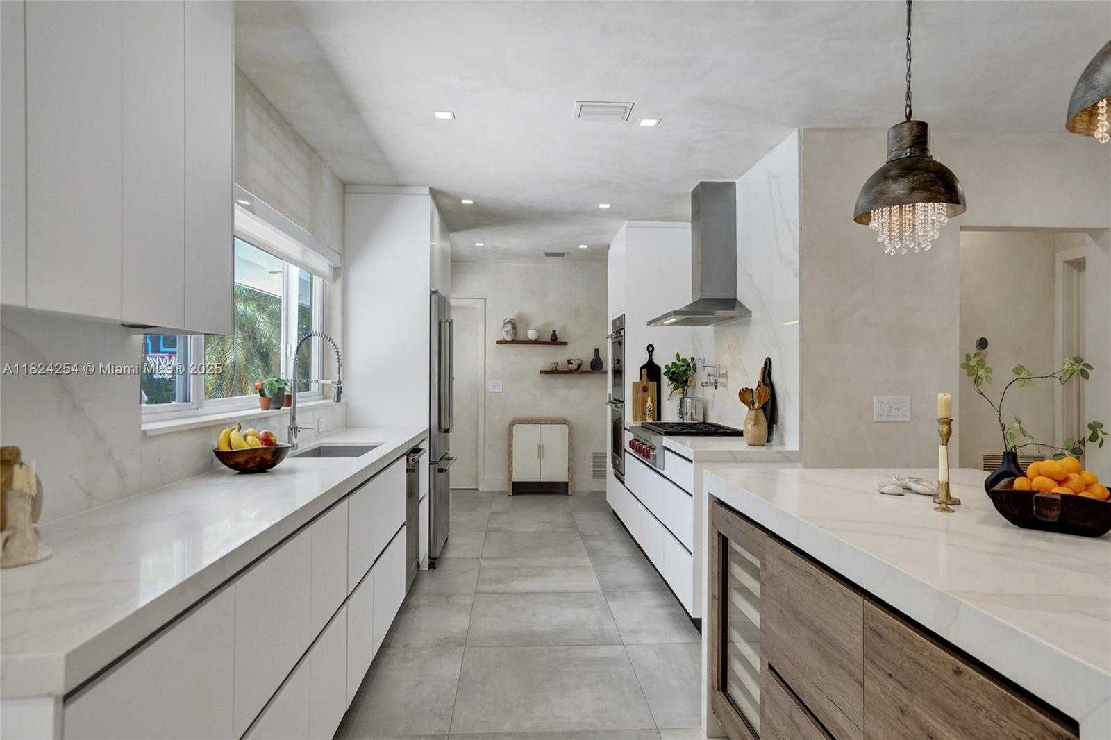 Small Image of 1330 HARRISON ST, Hollywood Number 17
