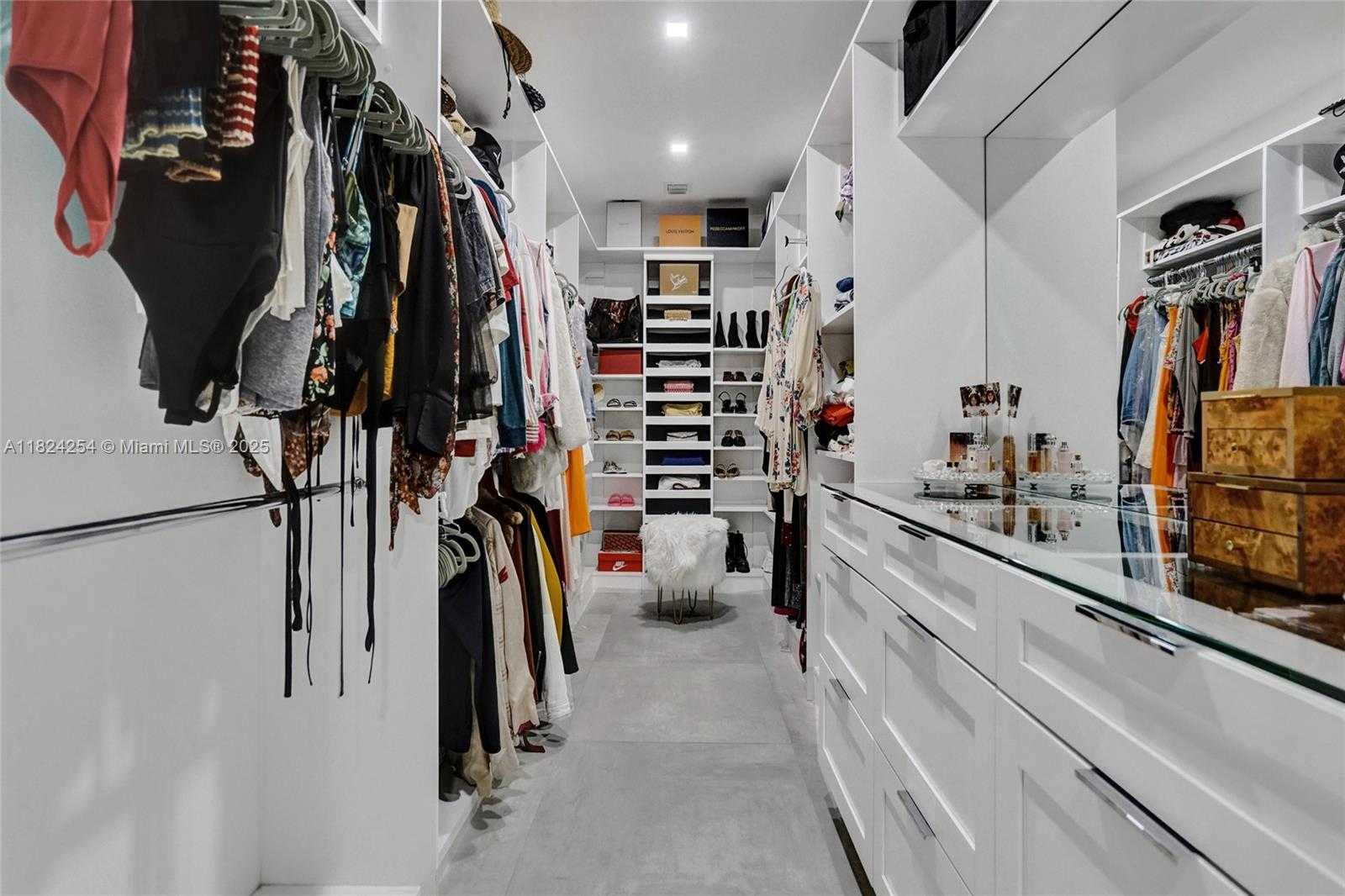 Small Image of 1330 HARRISON ST, Hollywood Number 40