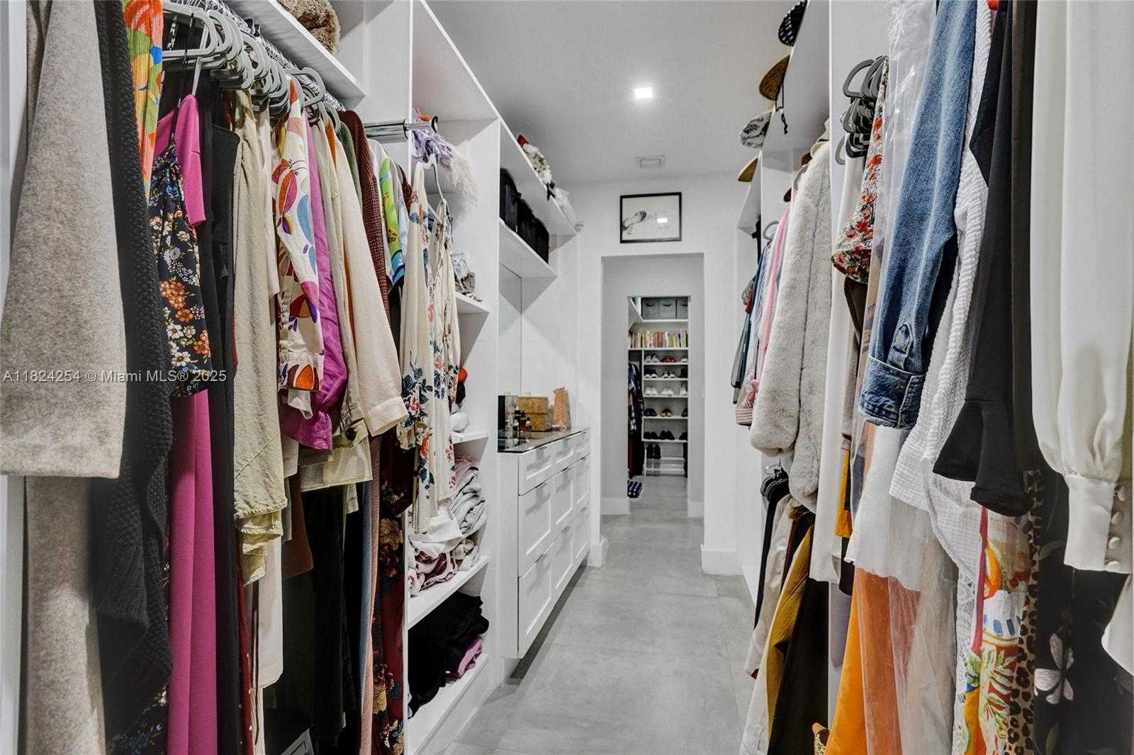 Small Image of 1330 HARRISON ST, Hollywood Number 41