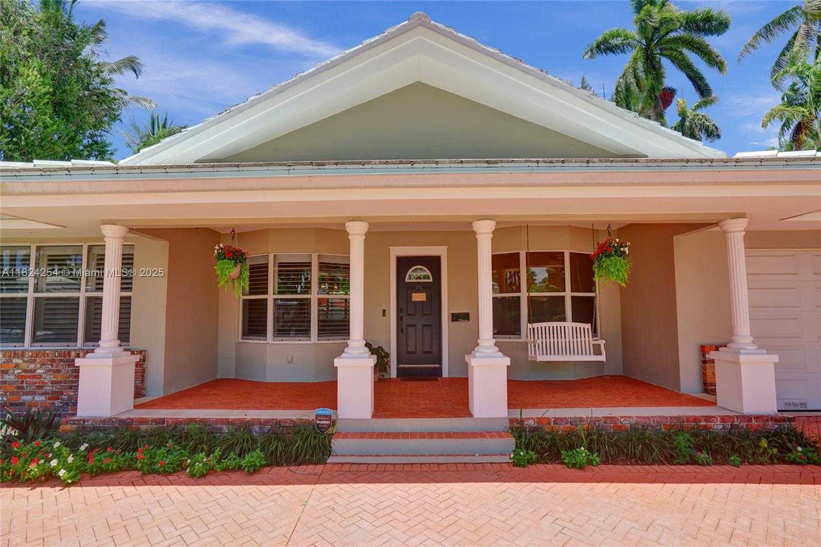Small Image of 1330 HARRISON ST, Hollywood Number 5