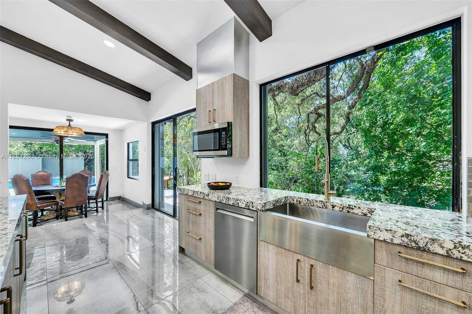 Small Image of 5811 SOUTH WEST 33 TER, Hollywood Number 25