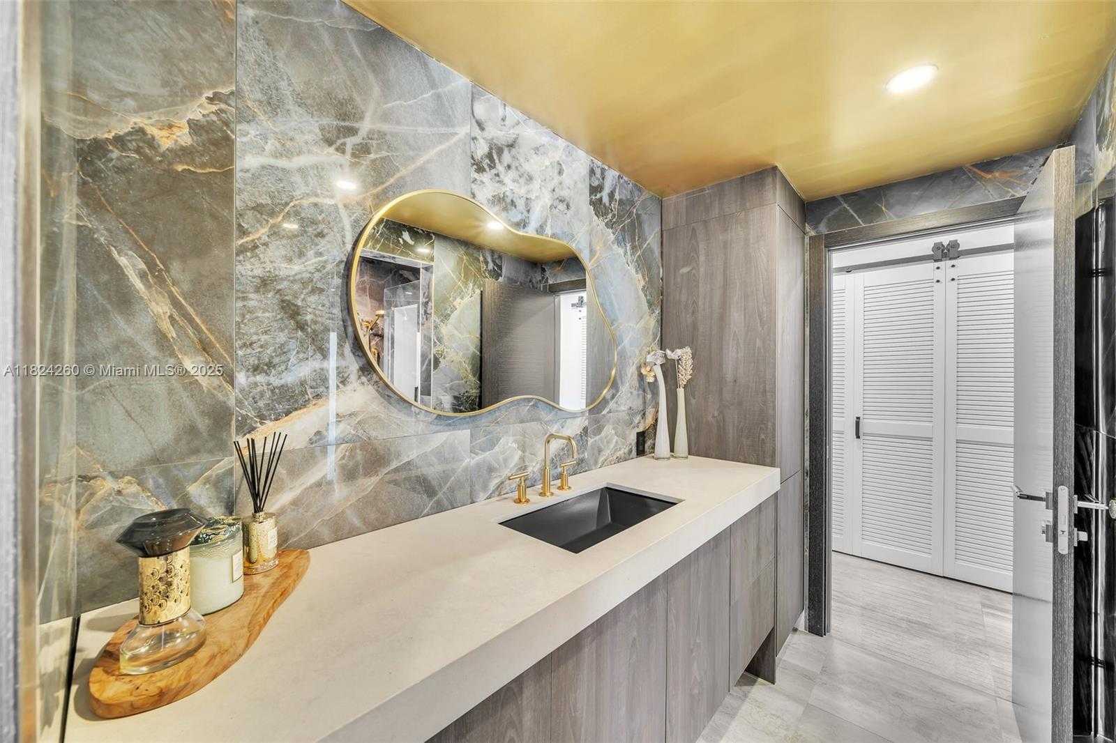 Small Image of 5811 SOUTH WEST 33 TER, Hollywood Number 38