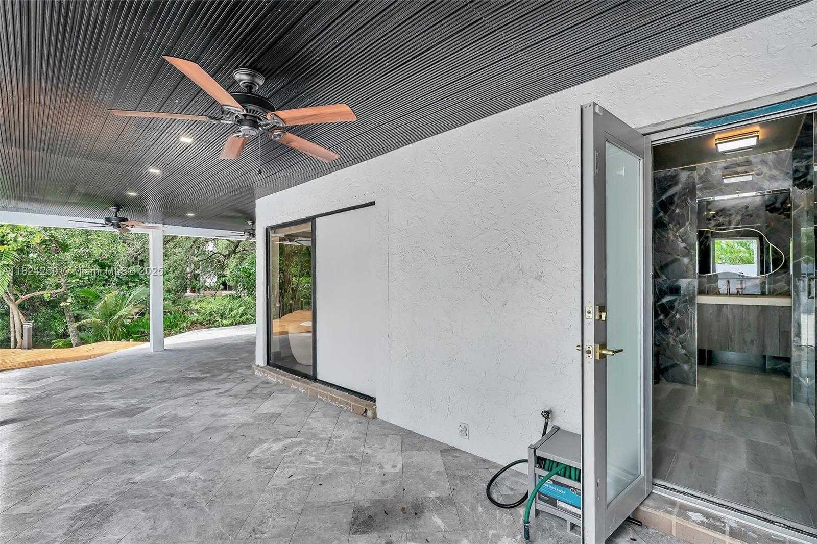 Small Image of 5811 SOUTH WEST 33 TER, Hollywood Number 42