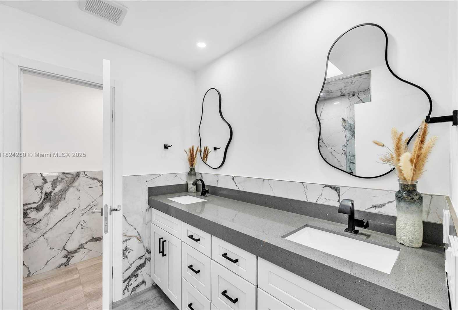 Small Image of 5811 SOUTH WEST 33 TER, Hollywood Number 53