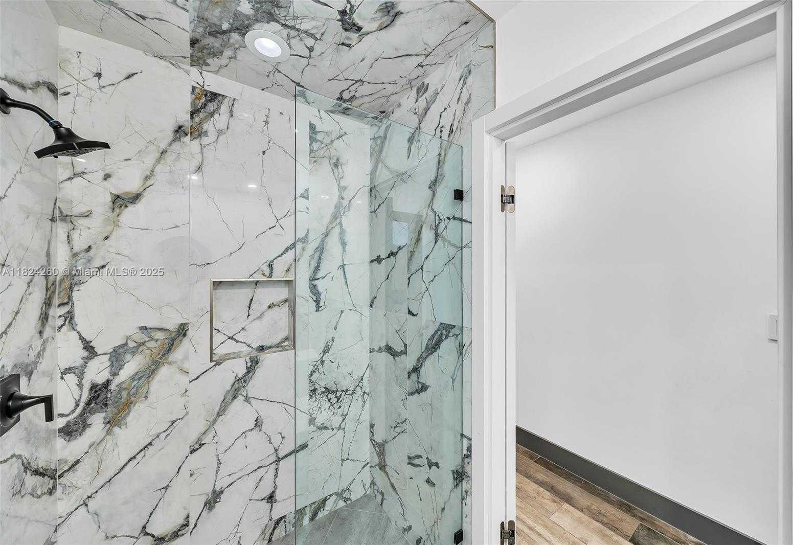 Small Image of 5811 SOUTH WEST 33 TER, Hollywood Number 58