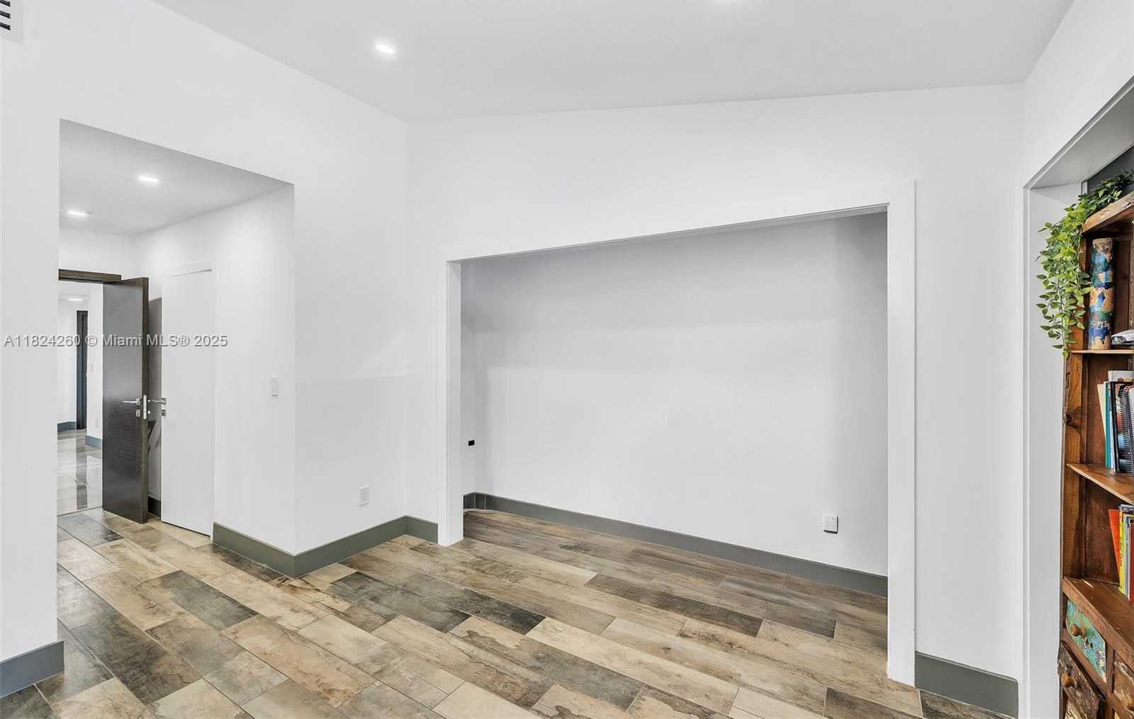 Small Image of 5811 SOUTH WEST 33 TER, Hollywood Number 61