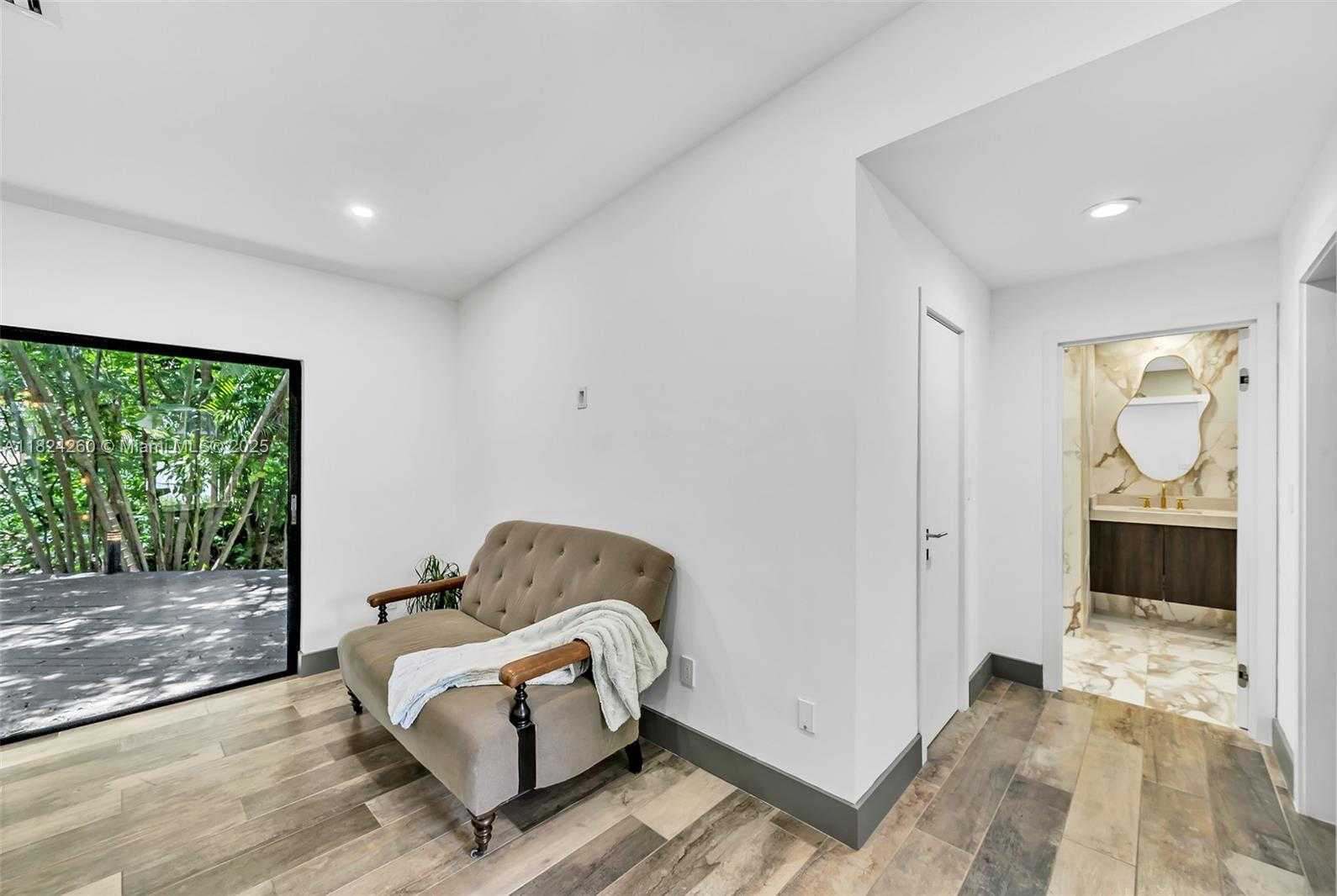 Small Image of 5811 SOUTH WEST 33 TER, Hollywood Number 68