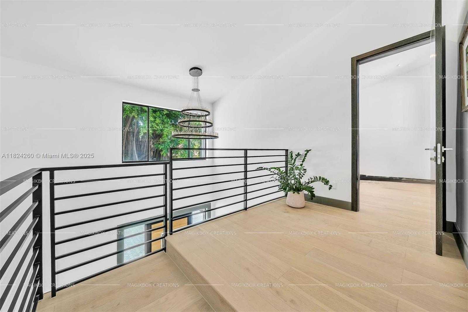 Small Image of 5811 SOUTH WEST 33 TER, Hollywood Number 79