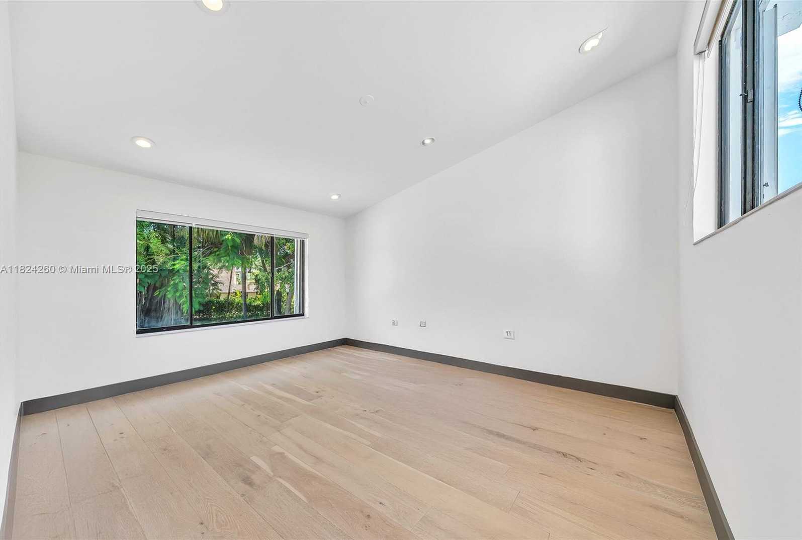 Small Image of 5811 SOUTH WEST 33 TER, Hollywood Number 81