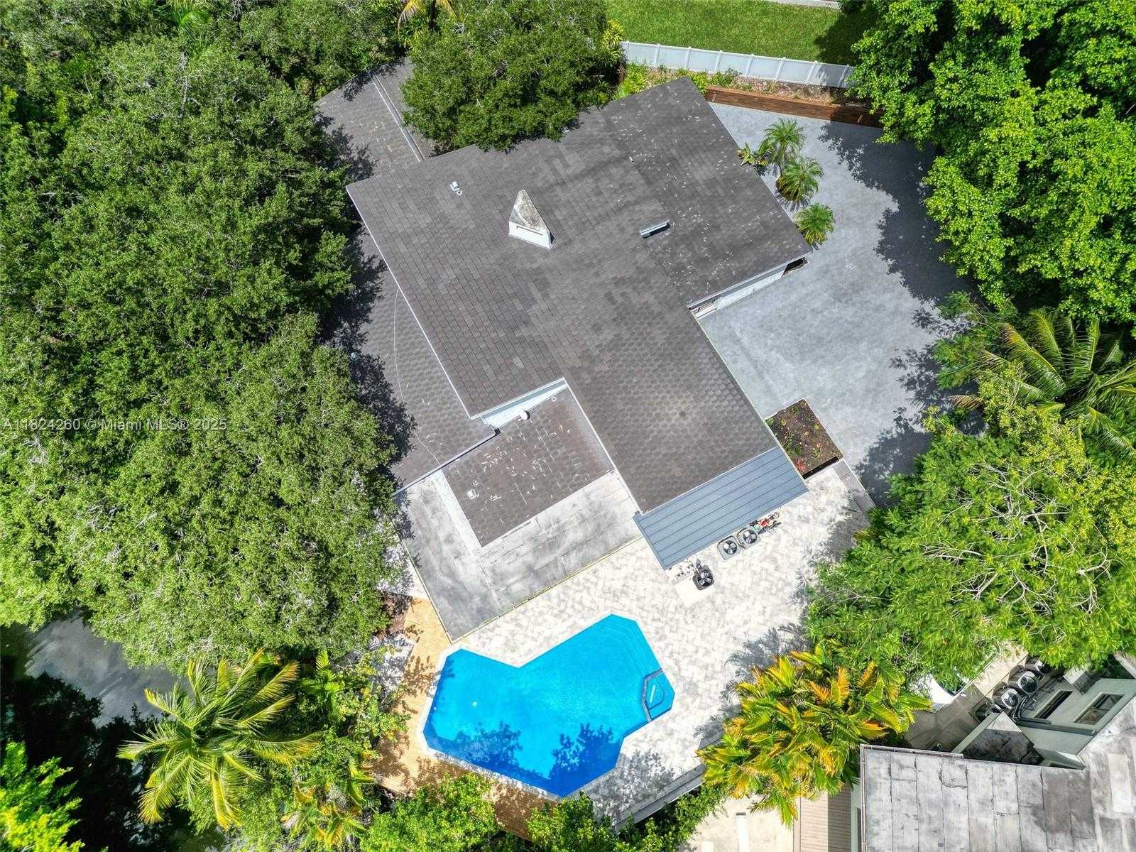 Small Image of 5811 SOUTH WEST 33 TER, Hollywood Number 88