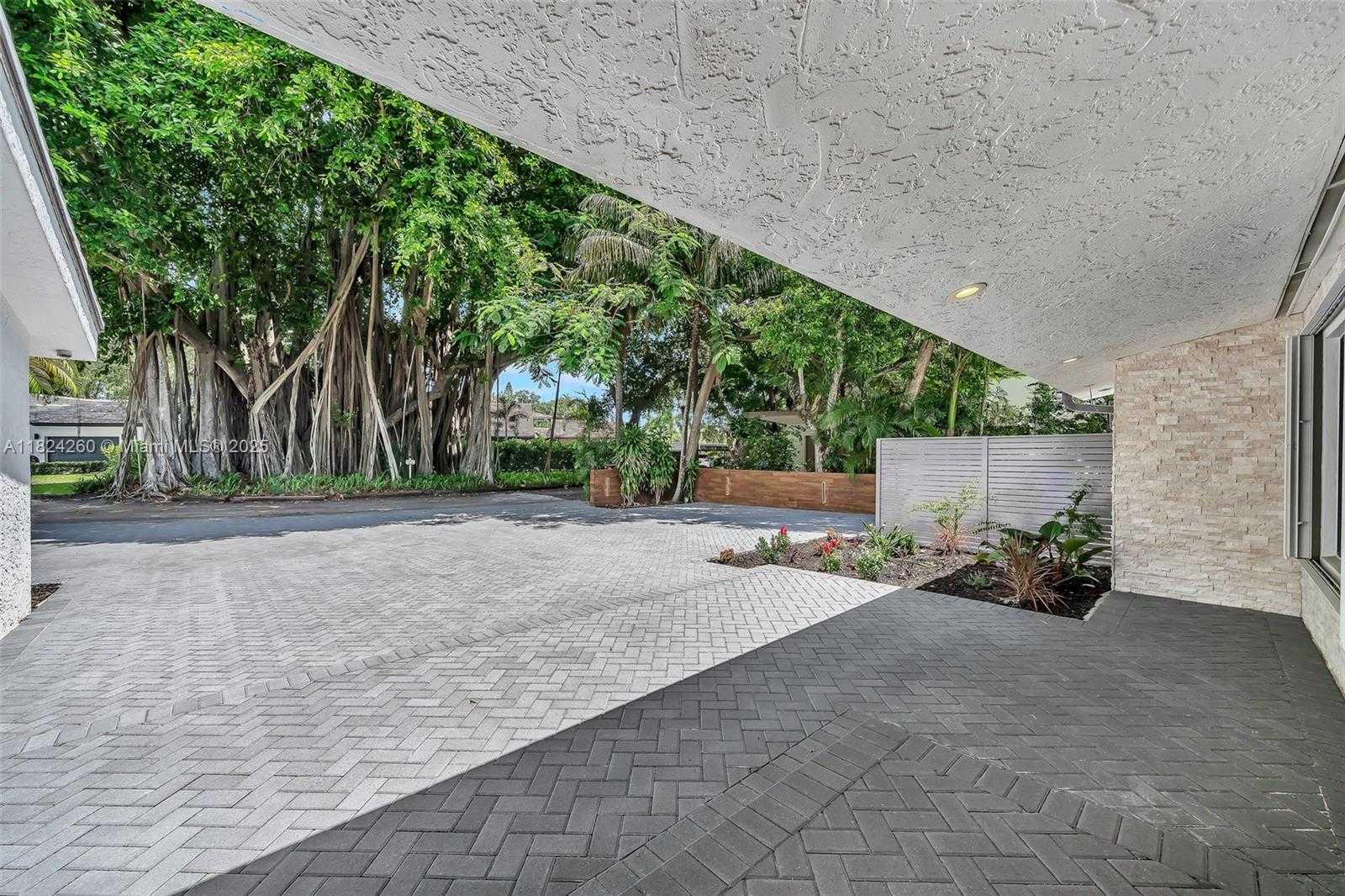 Small Image of 5811 SOUTH WEST 33 TER, Hollywood Number 92