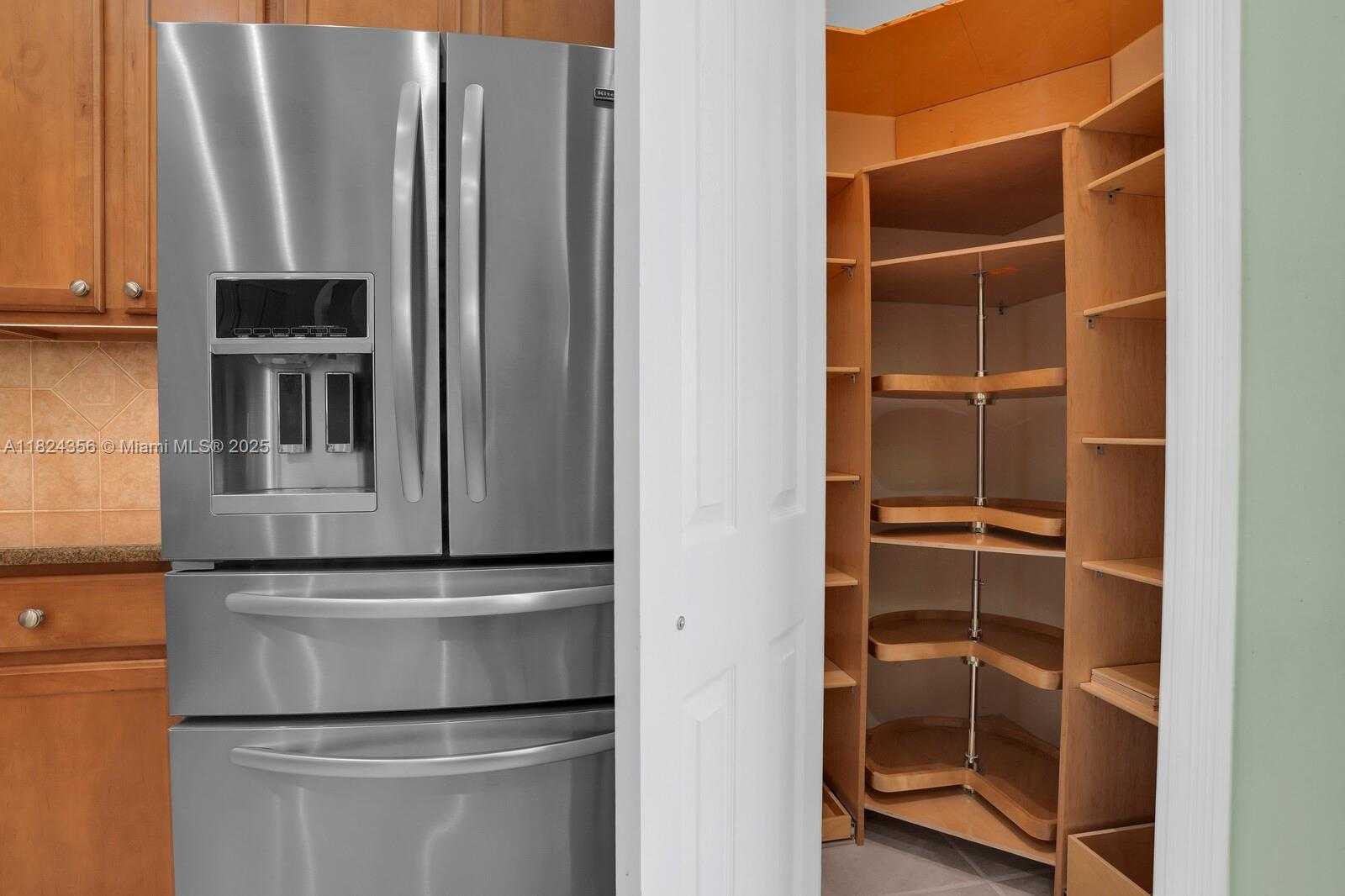 Small Image of 819 SOUTH WEST BROMELIA TER, Stuart Number 10