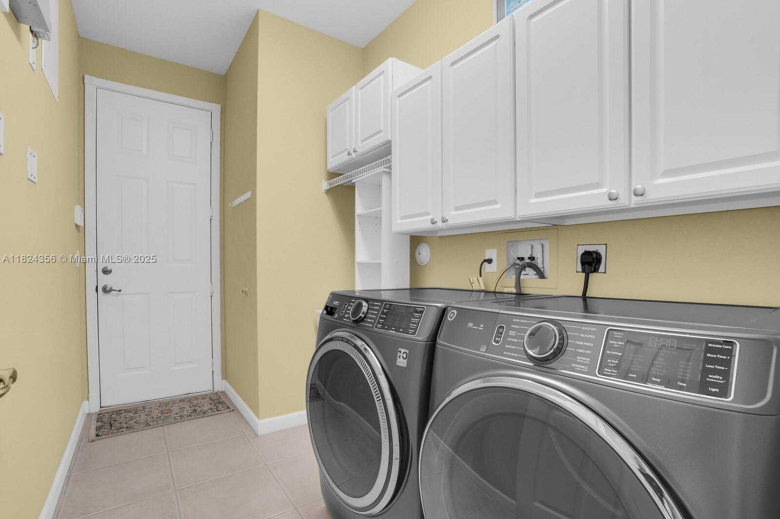 Small Image of 819 SOUTH WEST BROMELIA TER, Stuart Number 22