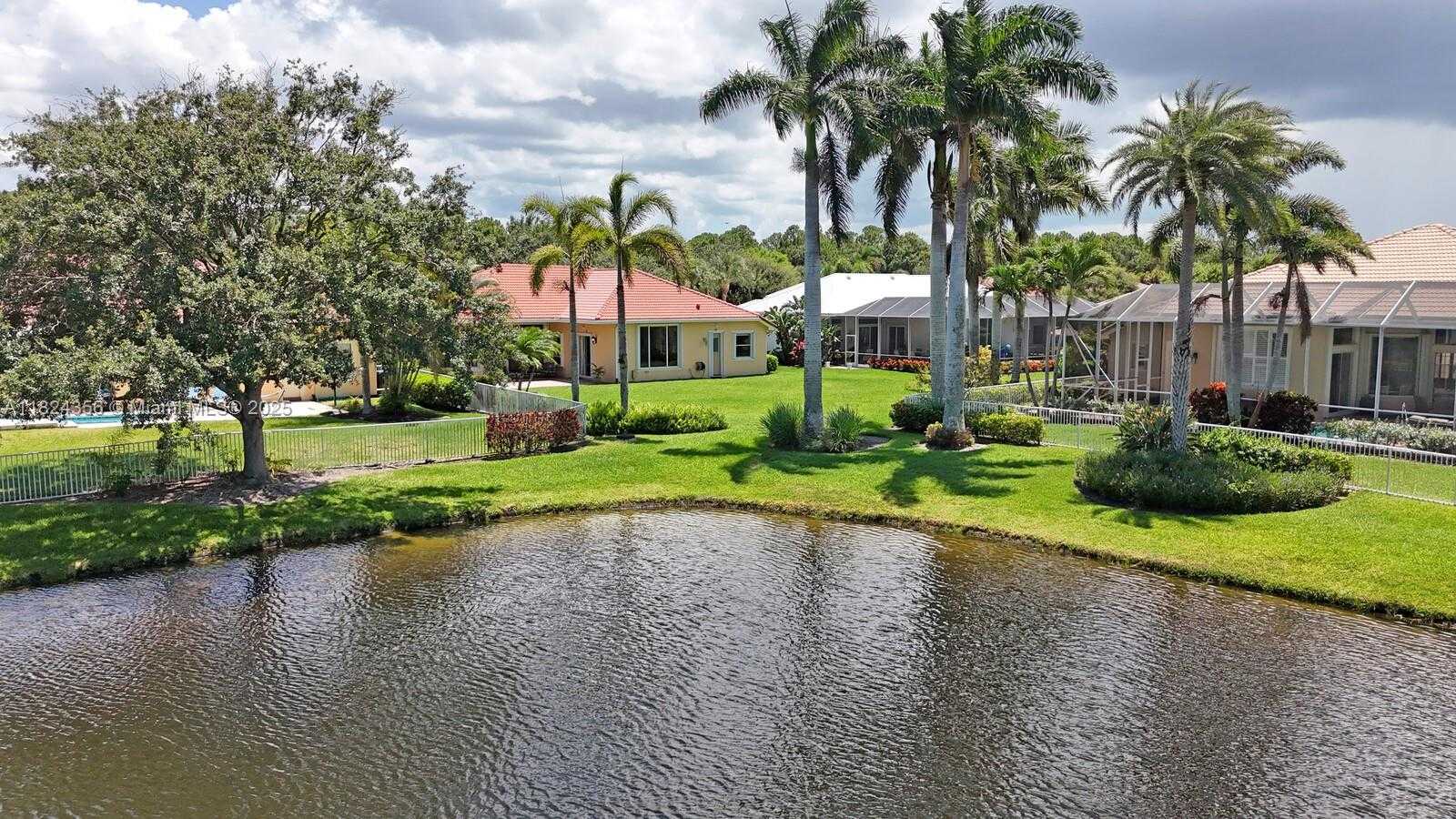 Small Image of 819 SOUTH WEST BROMELIA TER, Stuart Number 29