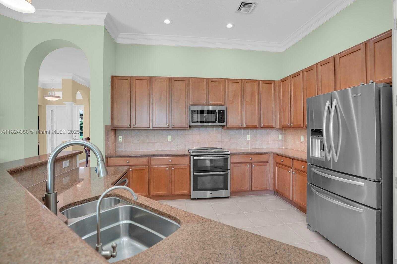 Small Image of 819 SOUTH WEST BROMELIA TER, Stuart Number 7