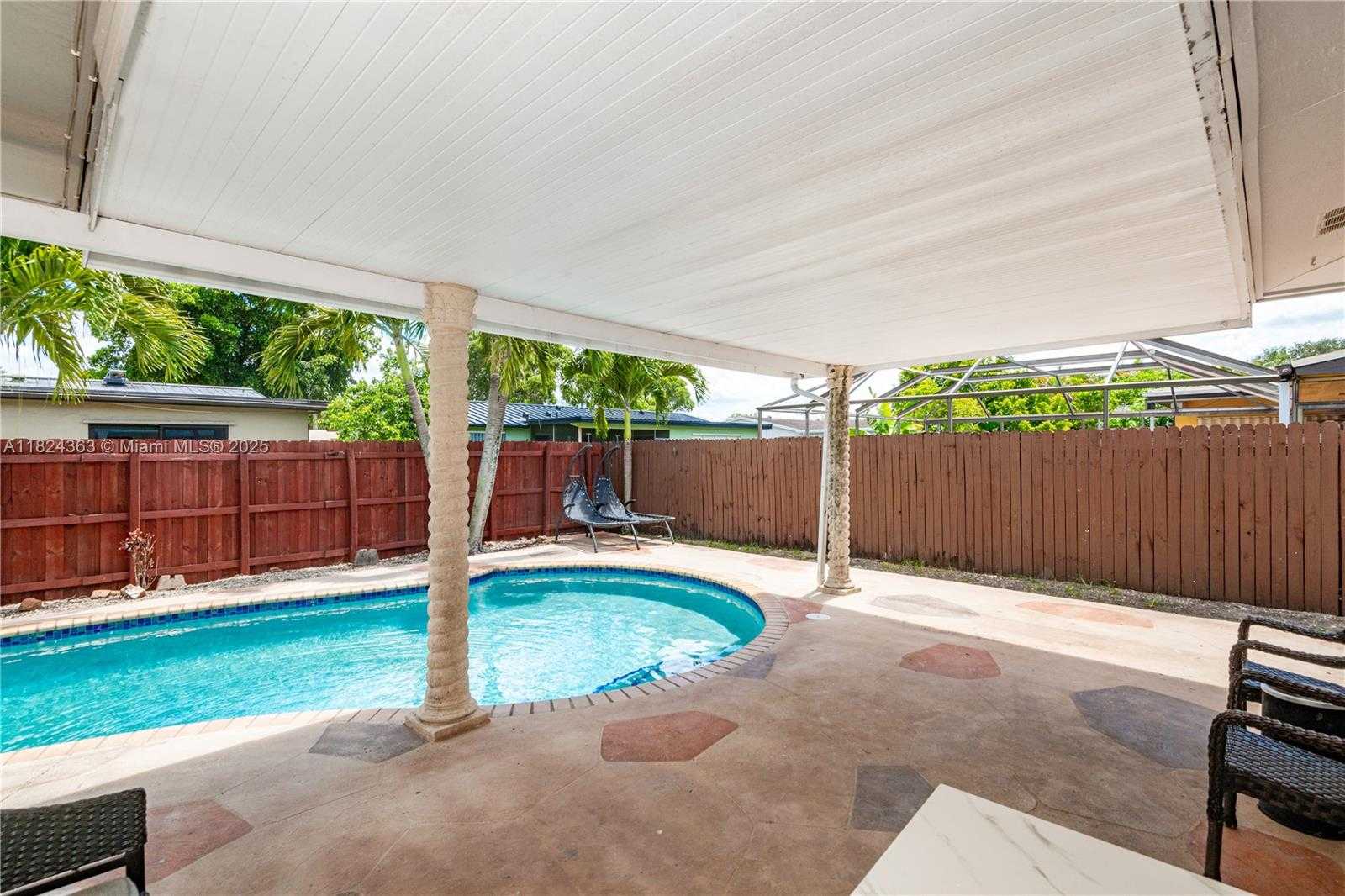 Small Image of 11700 SHERIDAN ST, Pembroke Pines Number 30