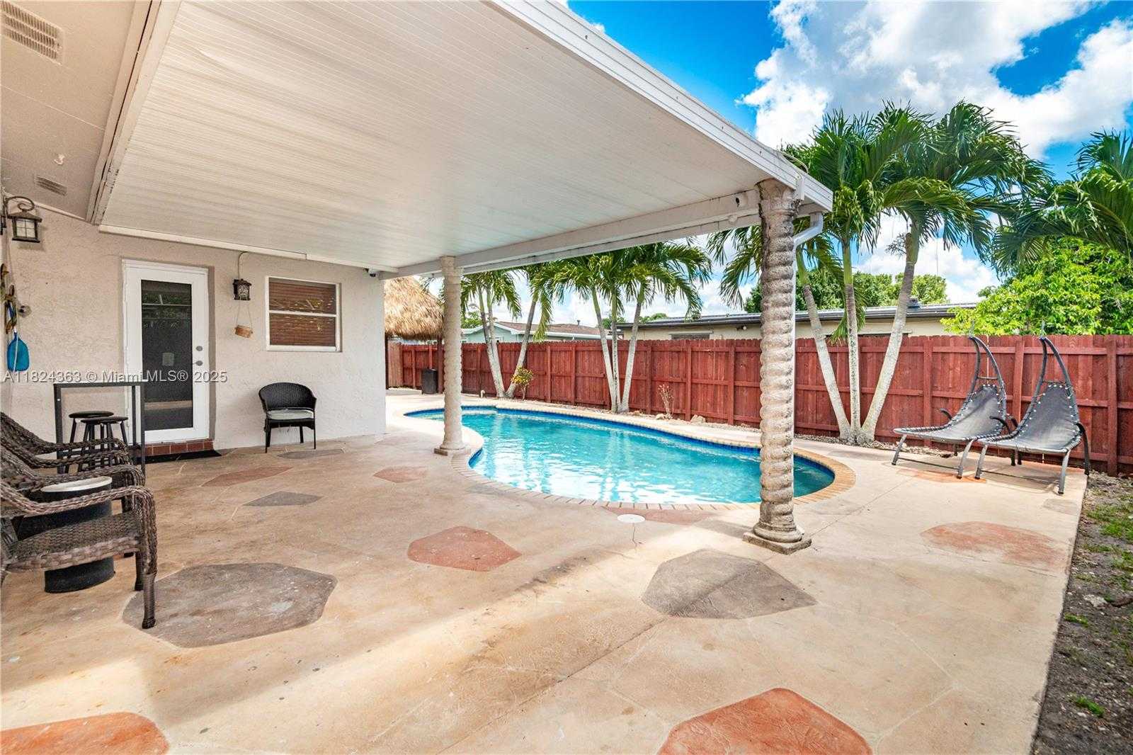 Small Image of 11700 SHERIDAN ST, Pembroke Pines Number 31