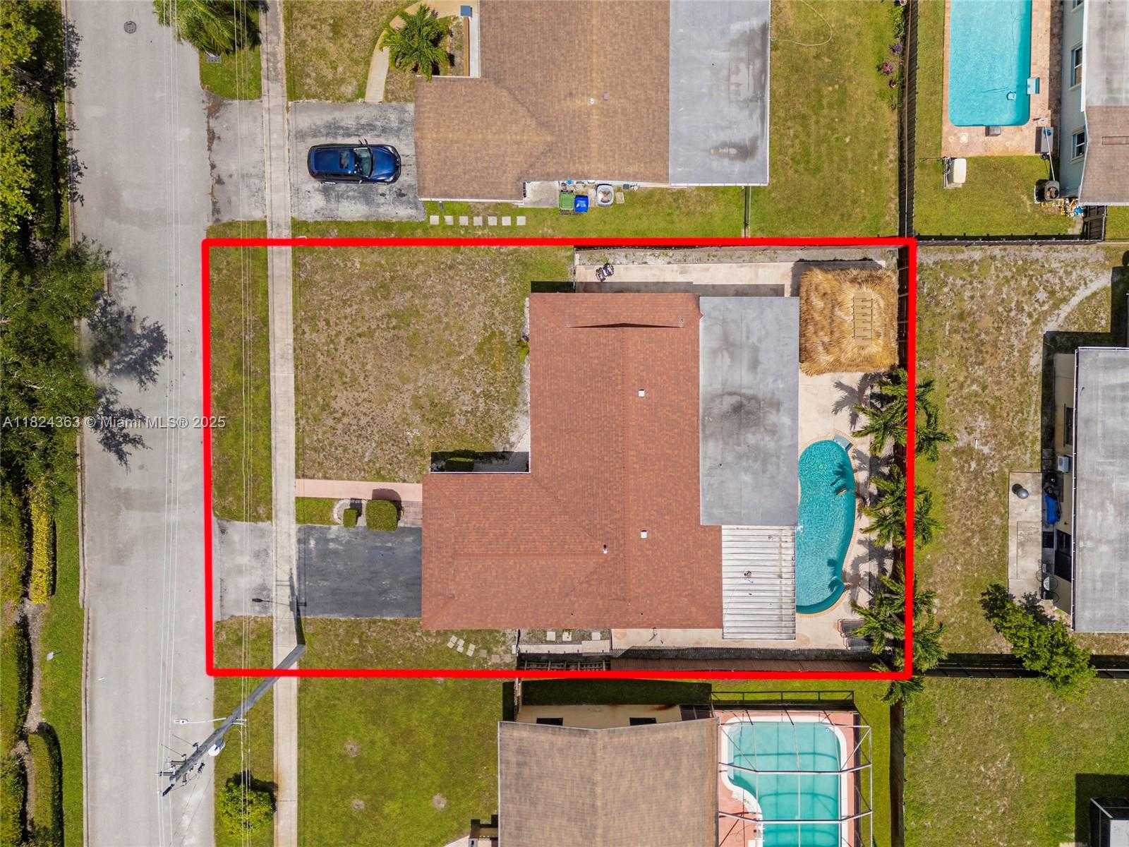 Small Image of 11700 SHERIDAN ST, Pembroke Pines Number 34