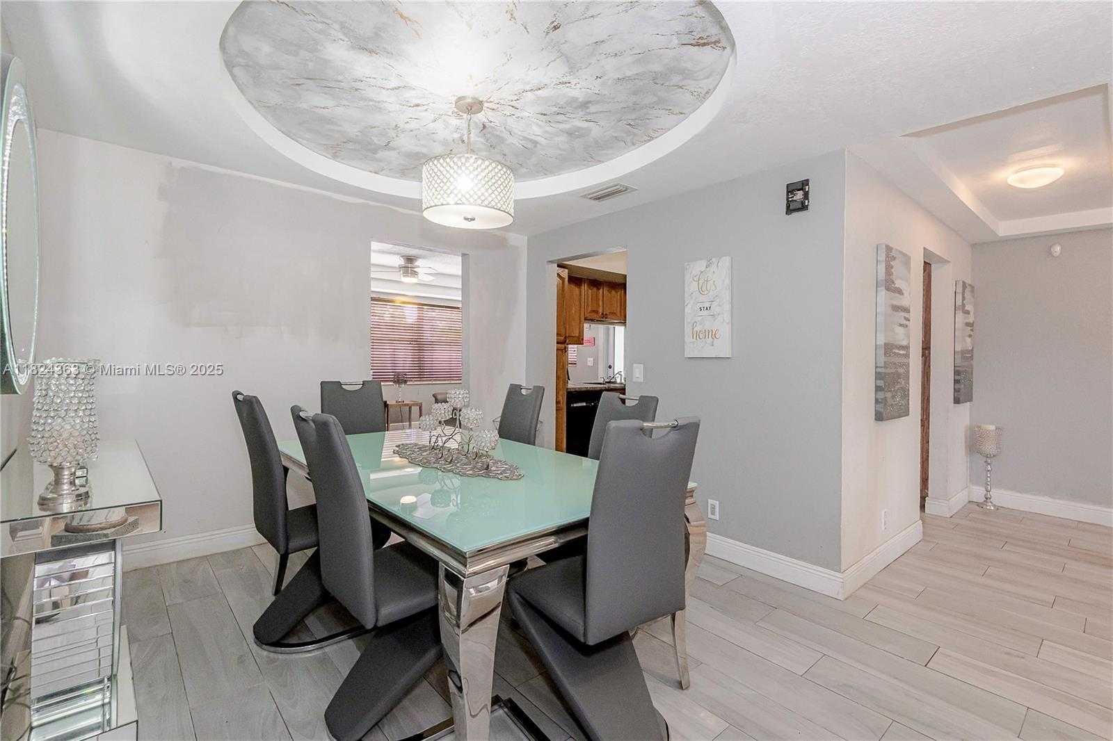 Small Image of 11700 SHERIDAN ST, Pembroke Pines Number 9