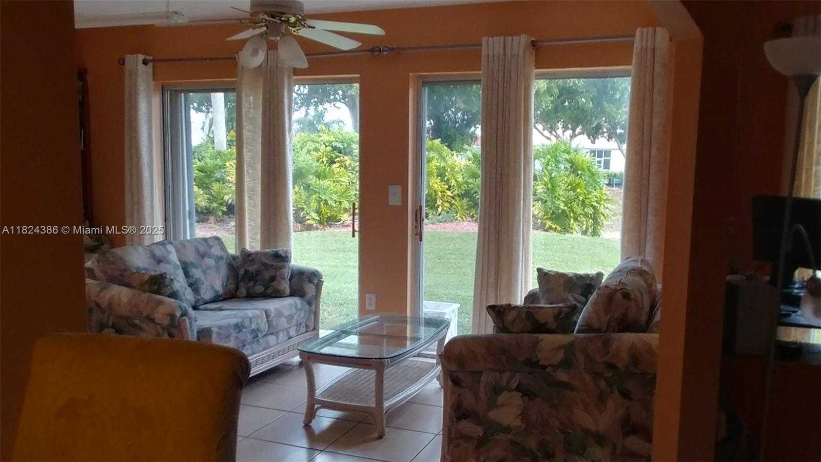 Small Image of 585 SOUTH EAST 25TH LN, Homestead Number 10