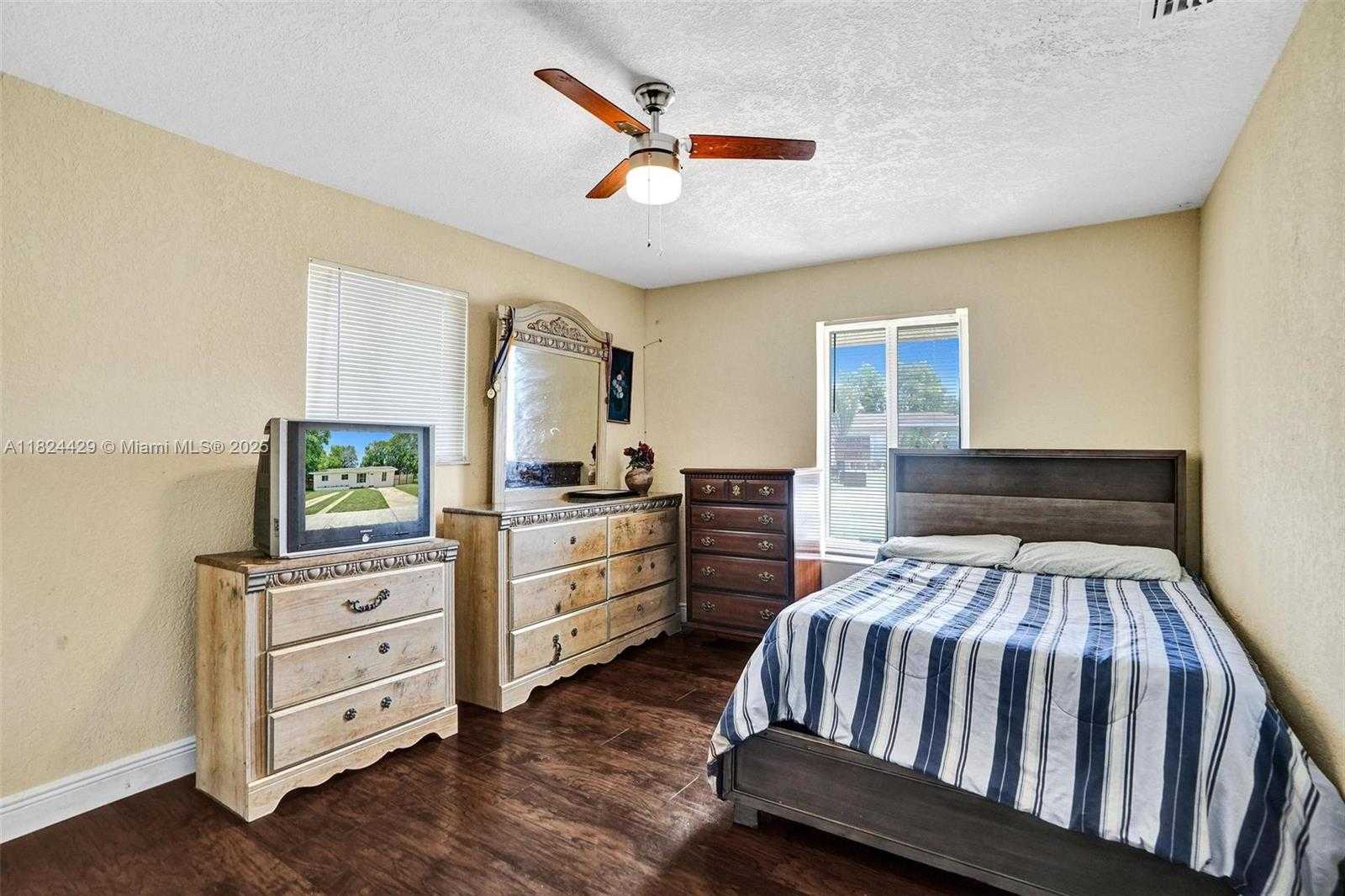 Small Image of 3440 NORTH WEST 4TH CT, Lauderhill Number 16