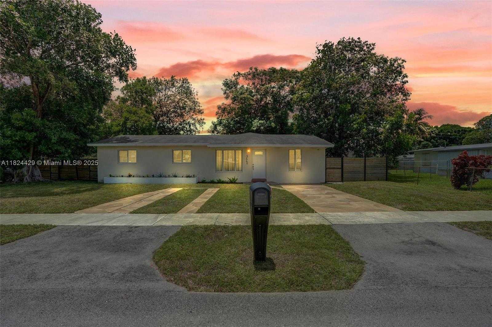 Small Image of 3440 NORTH WEST 4TH CT, Lauderhill Number 4