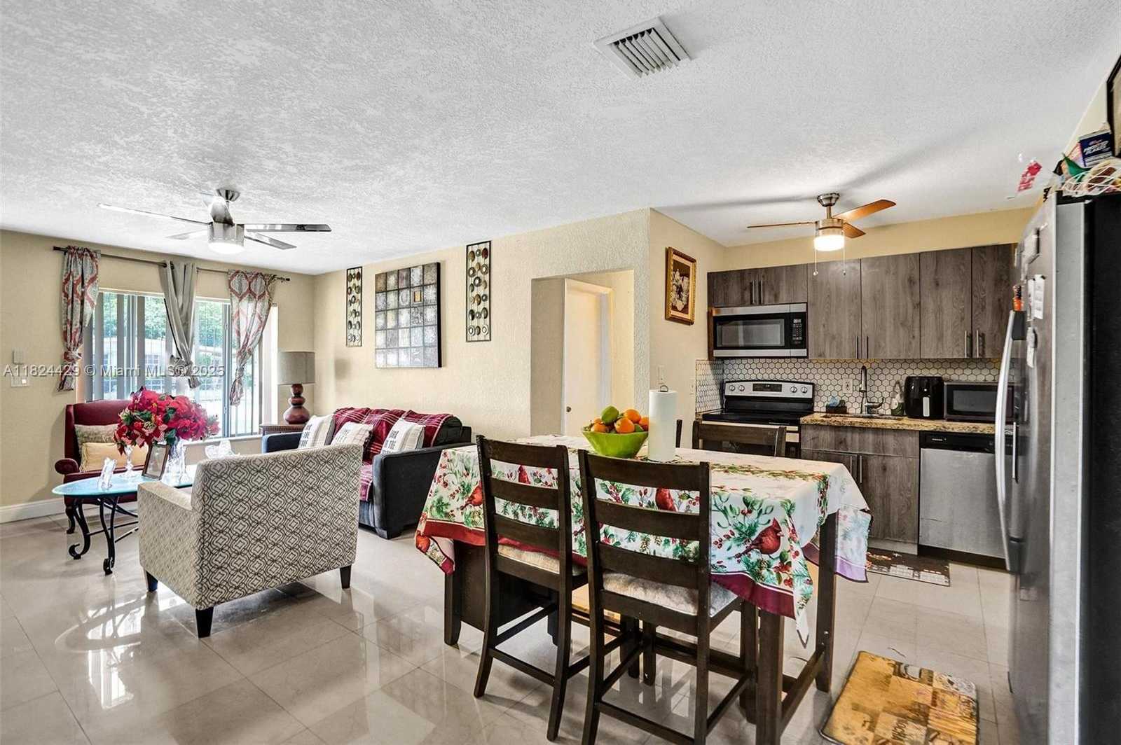 Small Image of 3440 NORTH WEST 4TH CT, Lauderhill Number 9