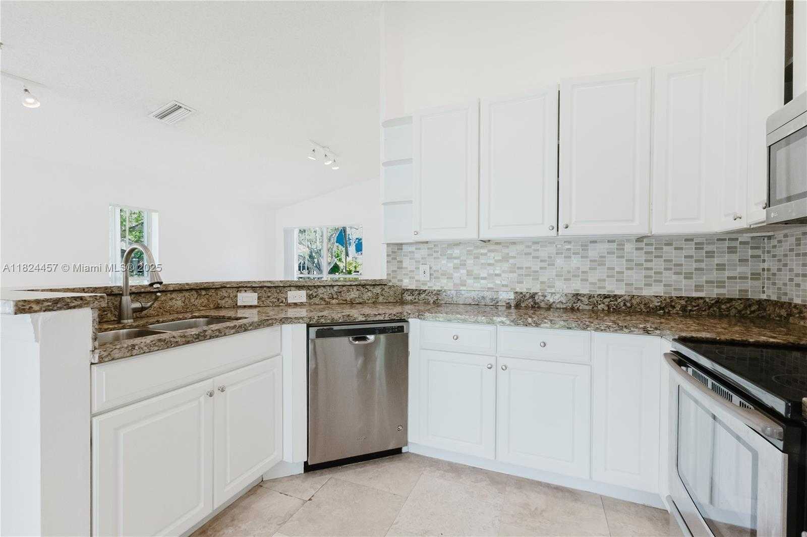 Small Image of 922 FALLING WATER RD, Weston Number 11