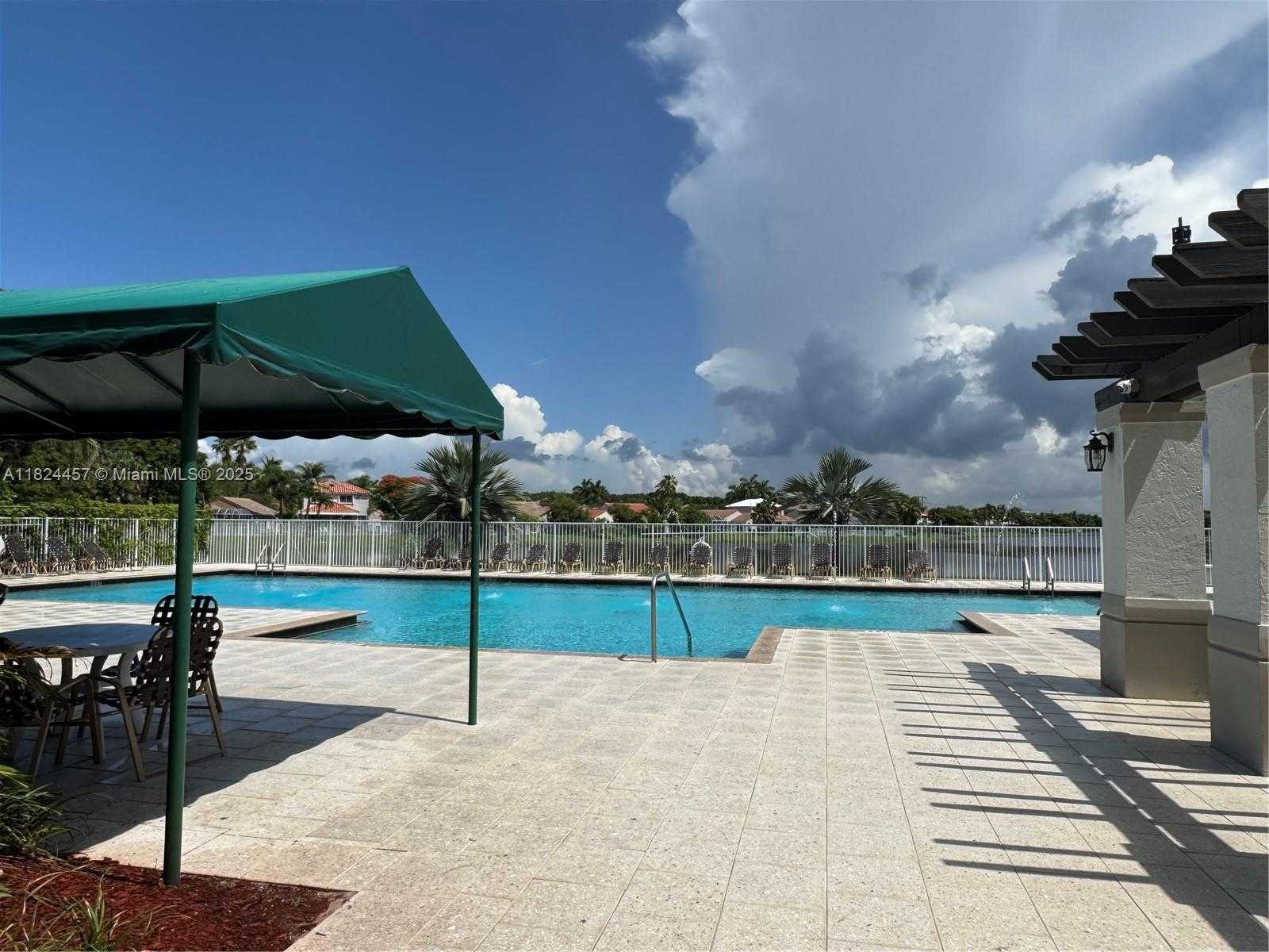 Small Image of 922 FALLING WATER RD, Weston Number 25