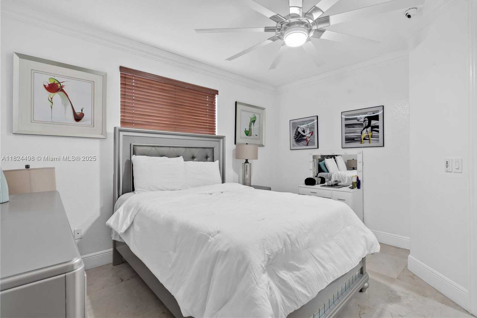 Small Image of 194 WEST 39TH PL, Hialeah Number 18