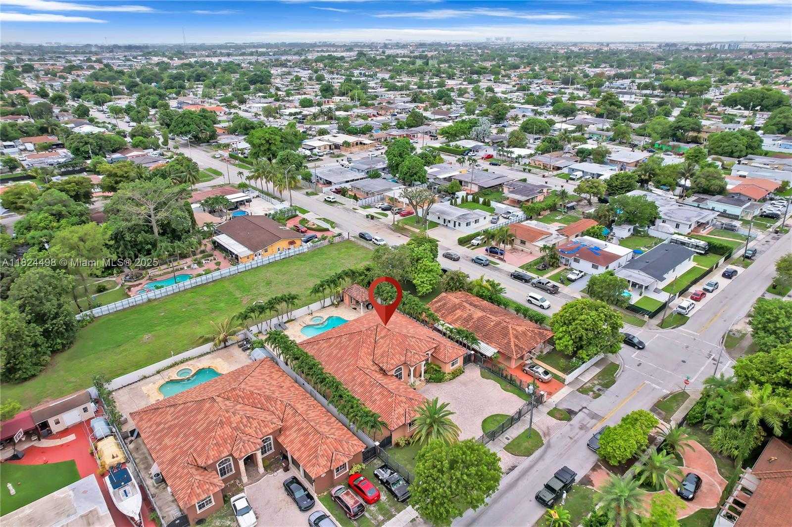 Small Image of 194 WEST 39TH PL, Hialeah Number 4