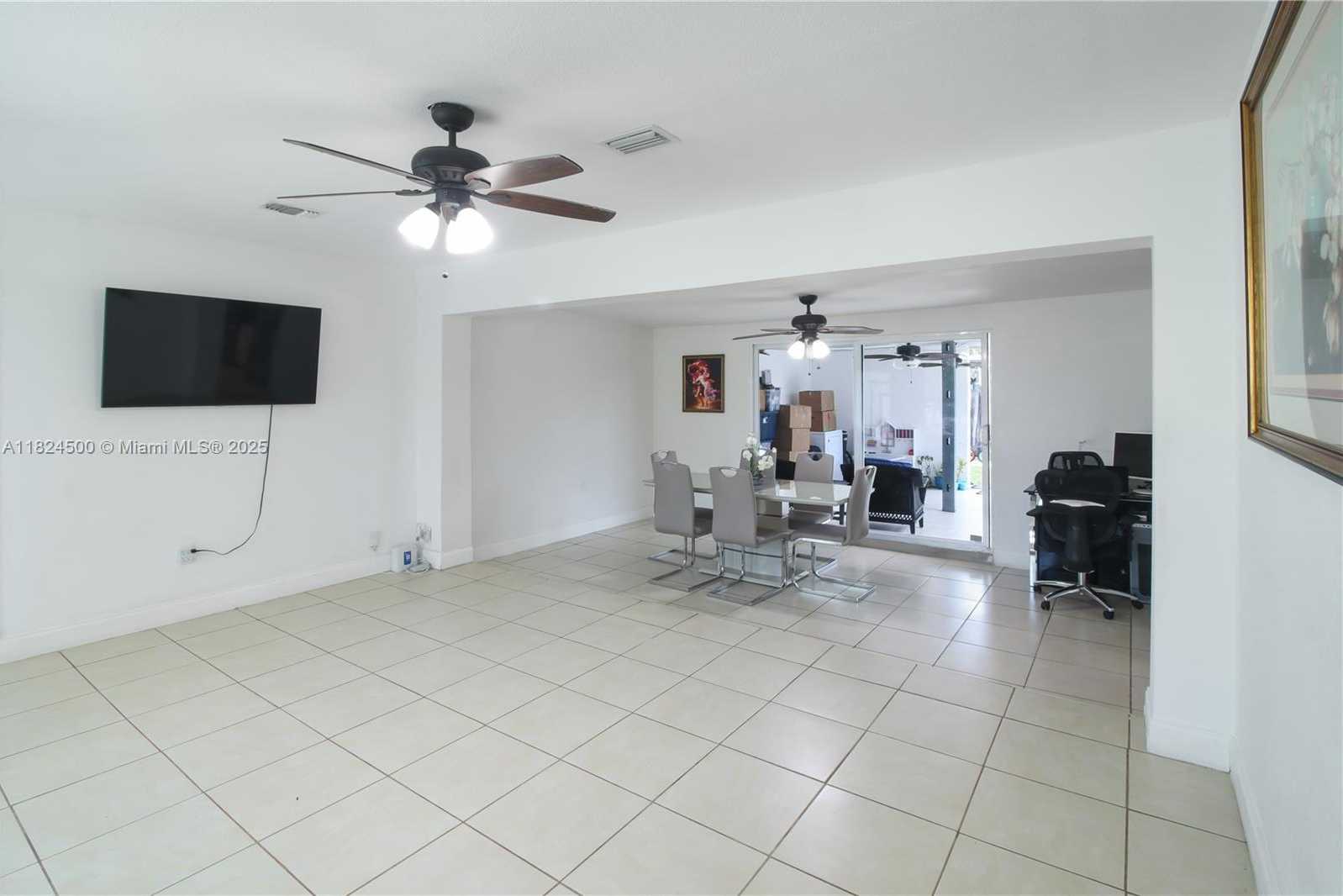 Small Image of 6459 EVANS ST, Hollywood Number 19