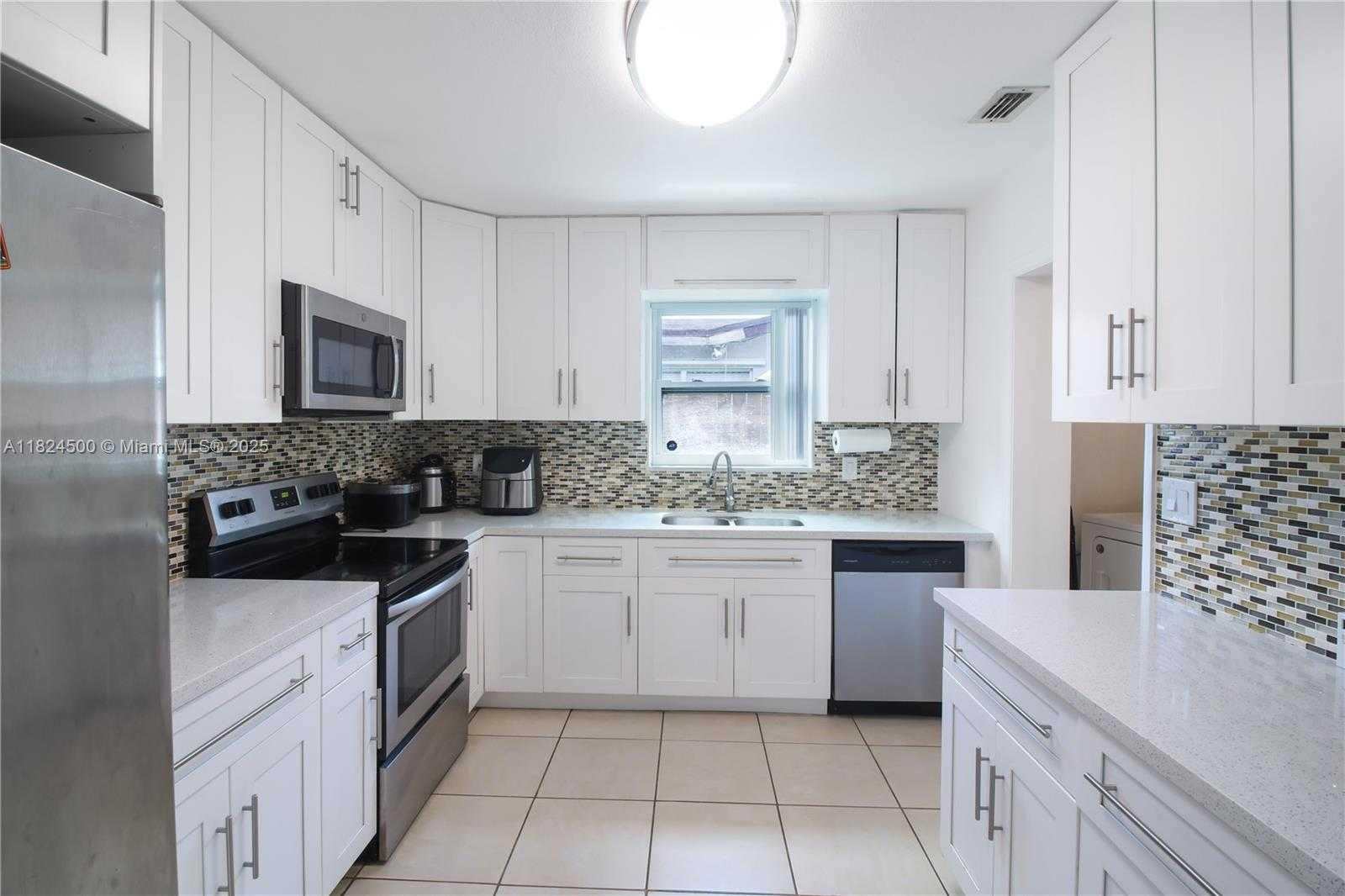 Small Image of 6459 EVANS ST, Hollywood Number 26