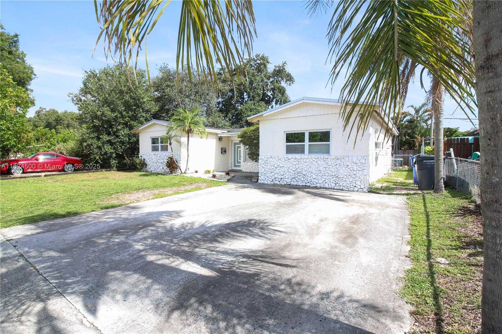 Small Image of 6459 EVANS ST, Hollywood Number 4