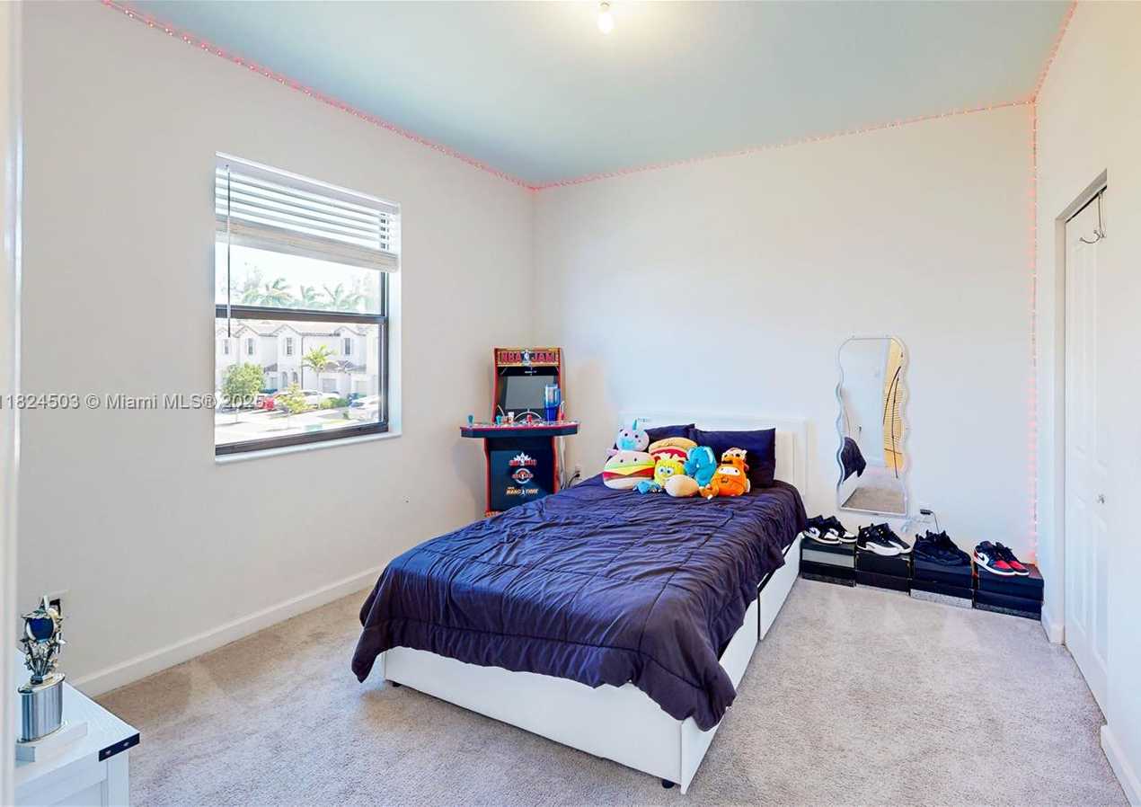Small Image of 11964 SOUTH WEST 244TH ST, Homestead Number 25