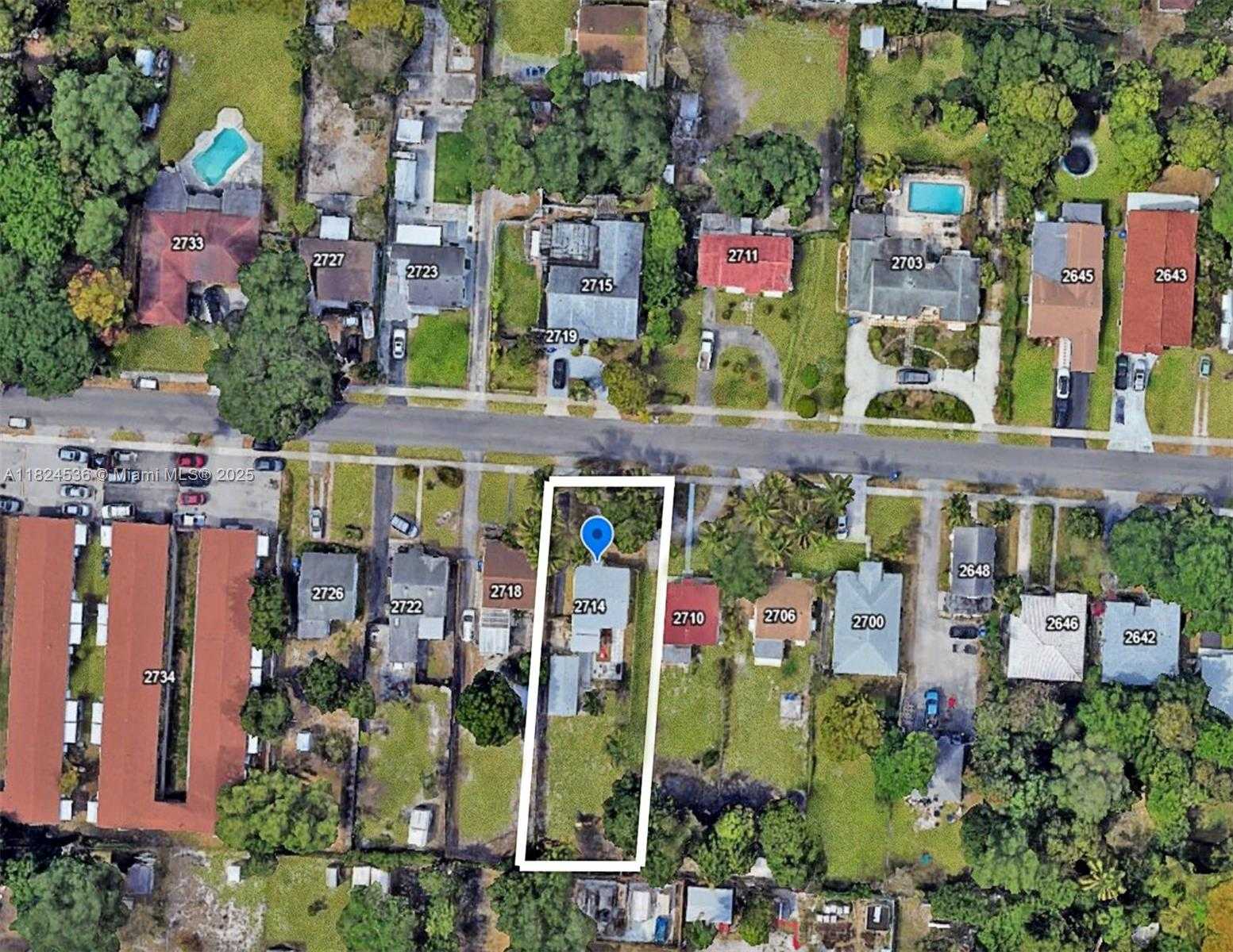 Small Image of 2714 FILLMORE ST, Hollywood Number 23