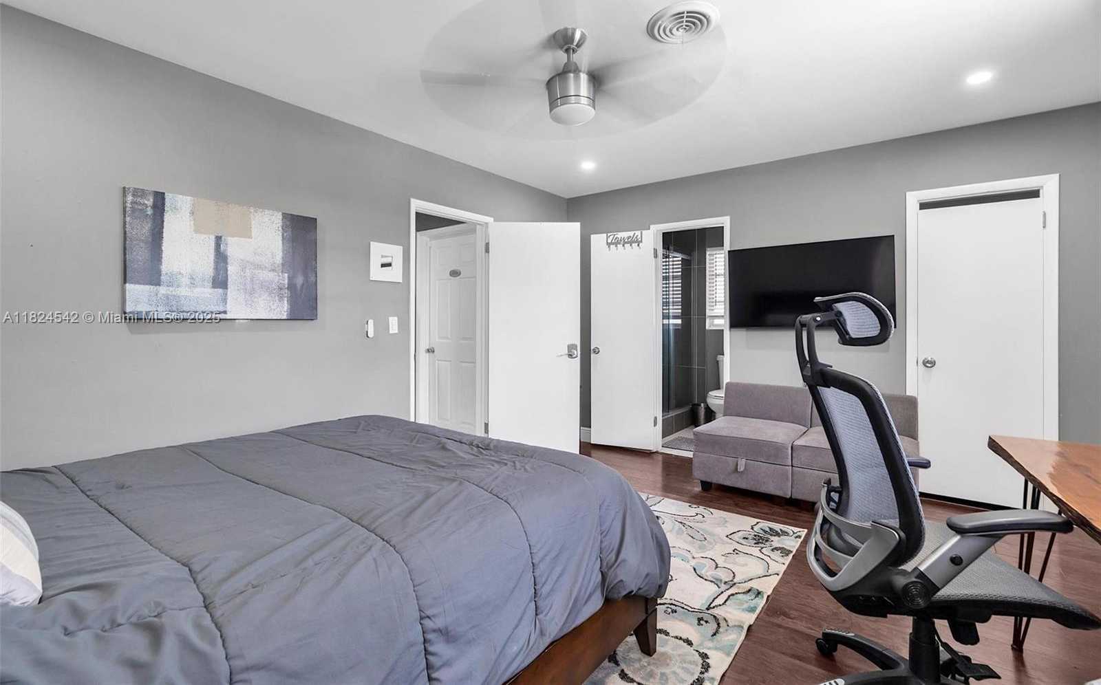 Small Image of 271 SOUTH EAST 4TH ST, Pompano Beach Number 12