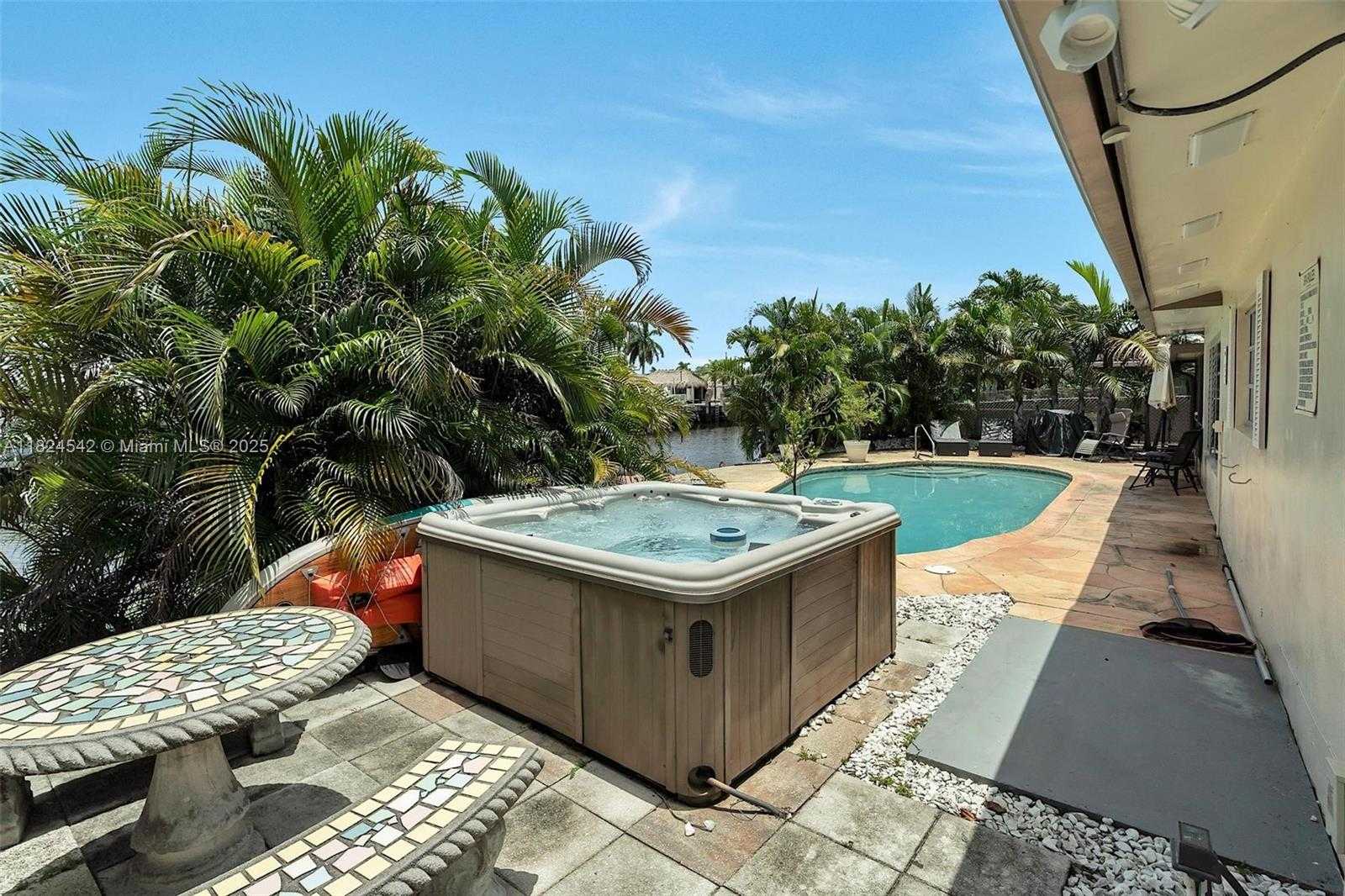 Small Image of 271 SOUTH EAST 4TH ST, Pompano Beach Number 21