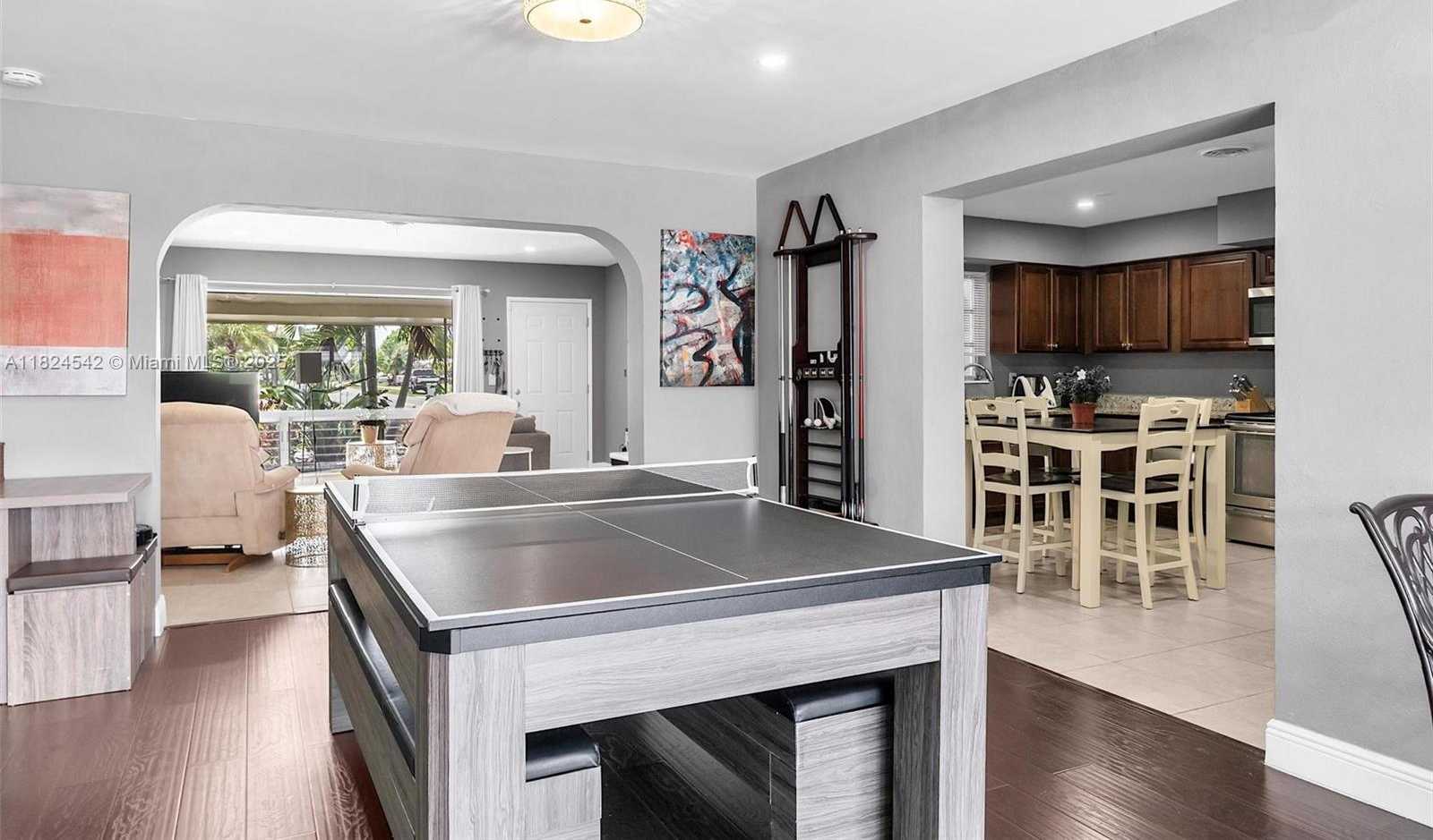 Small Image of 271 SOUTH EAST 4TH ST, Pompano Beach Number 7