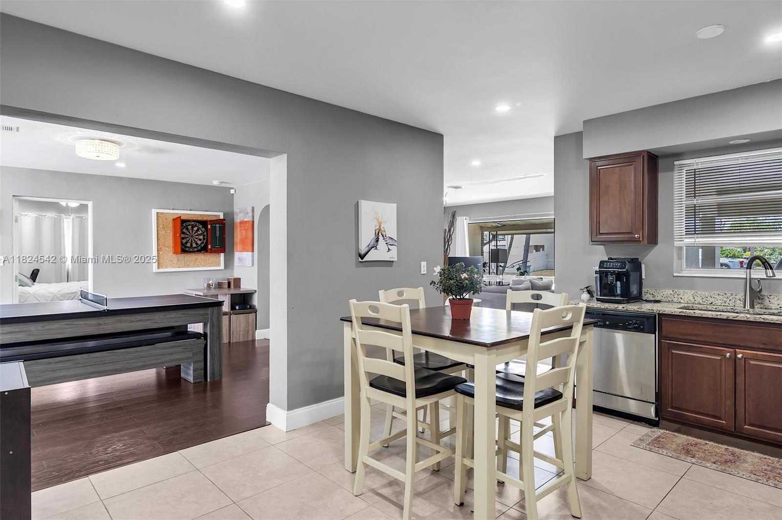 Small Image of 271 SOUTH EAST 4TH ST, Pompano Beach Number 8