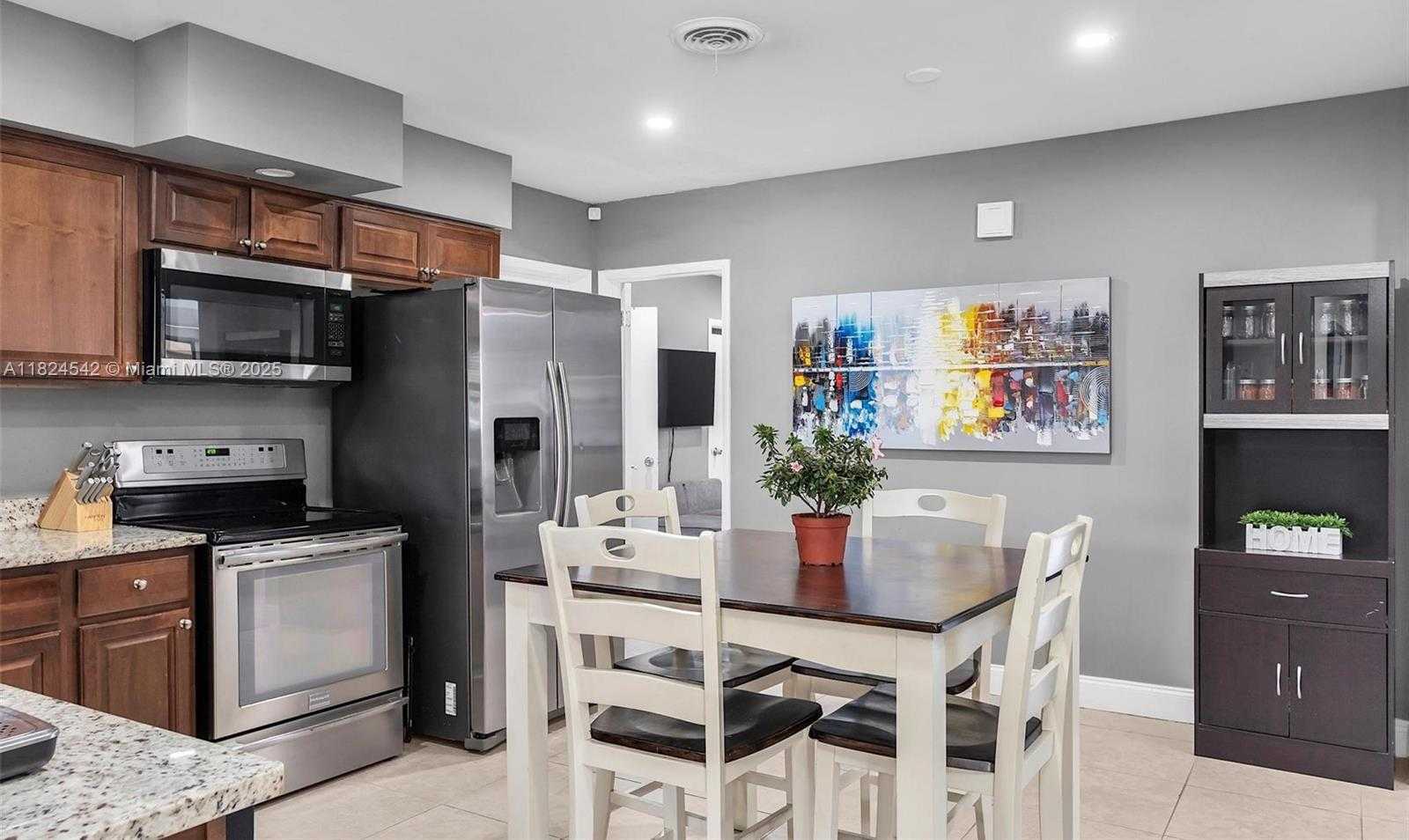 Small Image of 271 SOUTH EAST 4TH ST, Pompano Beach Number 9