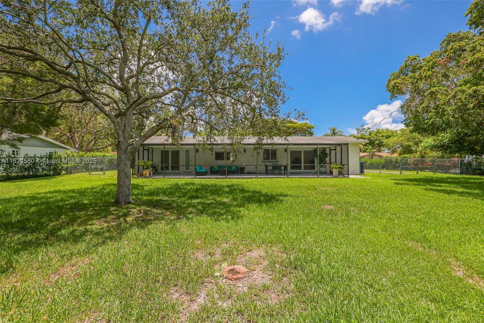 Small Image of 17460 SOUTH WEST 85TH AVE, Palmetto Bay Number 33